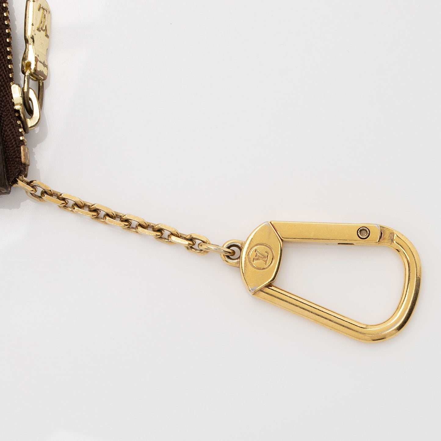 Louis Vuitton Monogram Canvas Key Pouch (SHF-cE2y5Q)