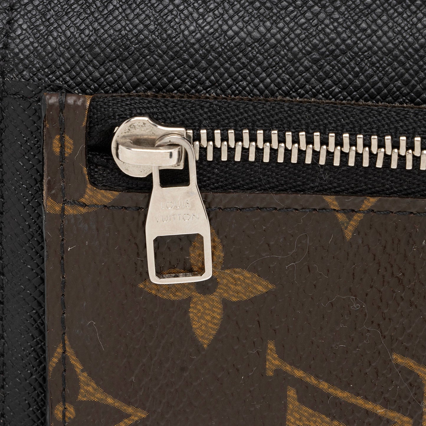 Louis Vuitton Monogram Canvas Macassar Brazza Wallet (SHF-rPonMd)