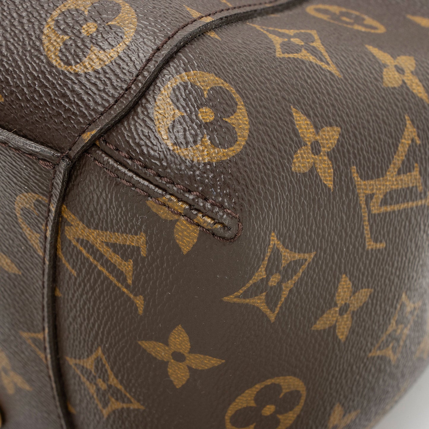 Louis Vuitton Monogram Canvas Montaigne GM Tote