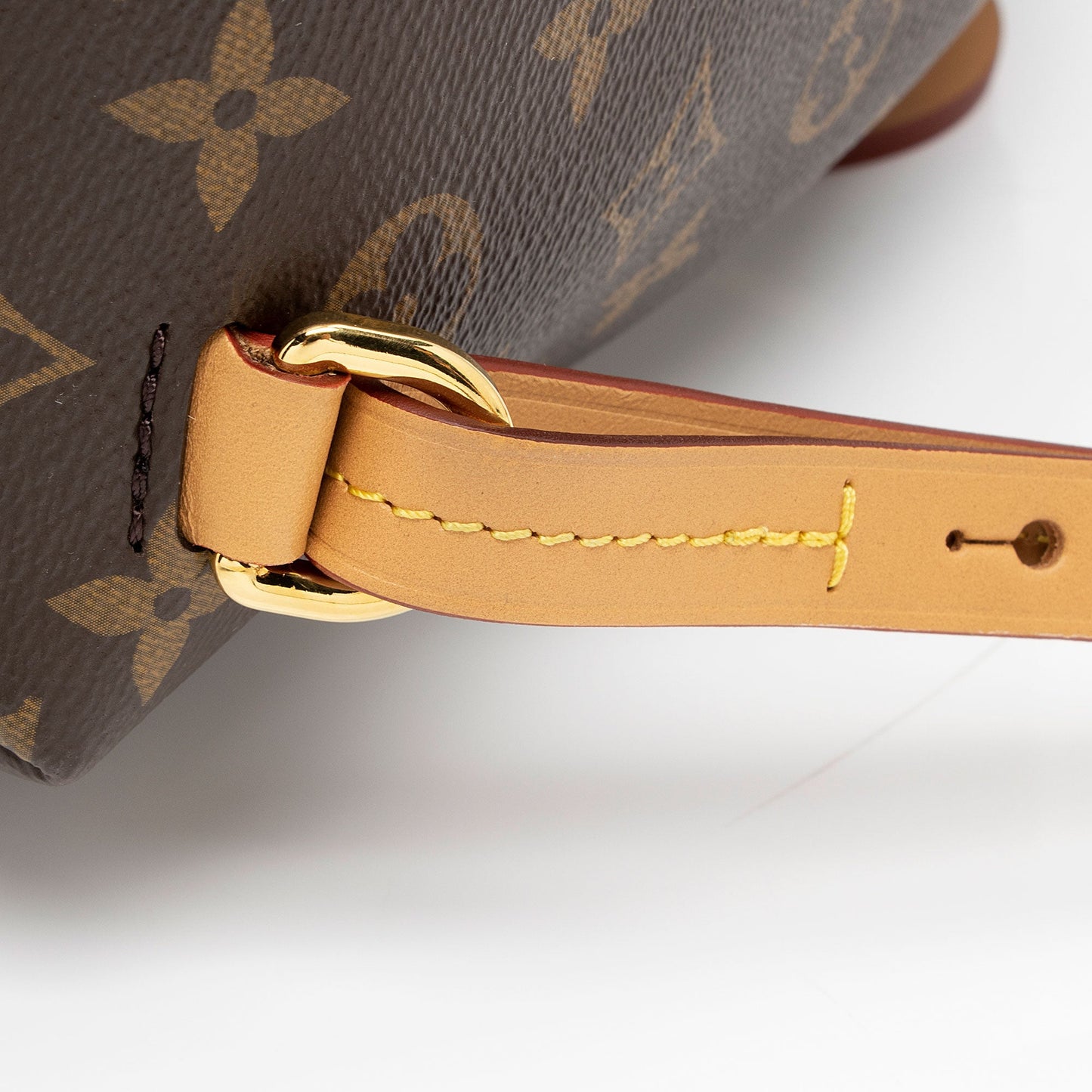 Louis Vuitton Monogram Canvas Neo Montsouris Backpack (SHF-kGwKWZ)