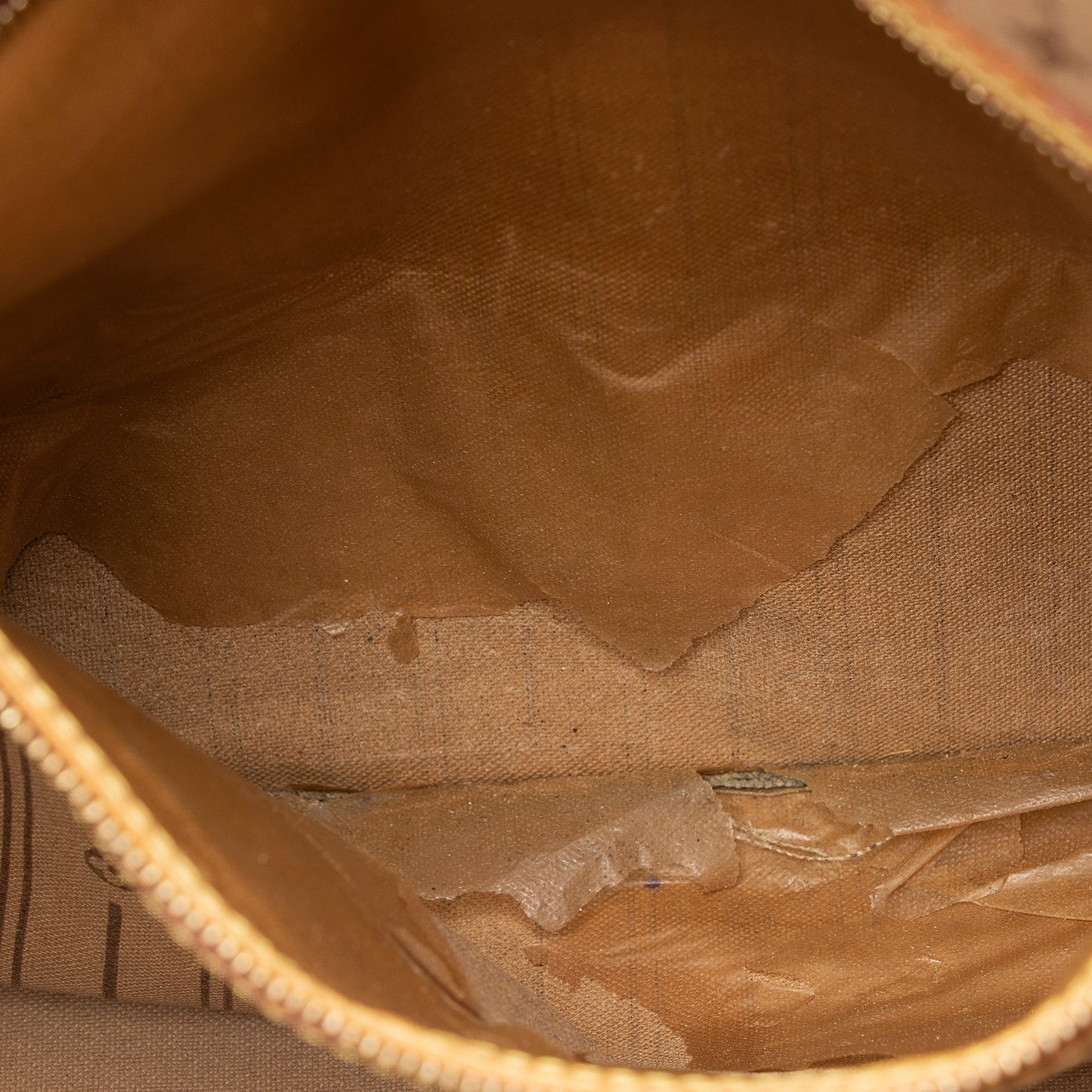 Louis Vuitton Monogram Canvas Neverfull GM Tote (SHF-22159)