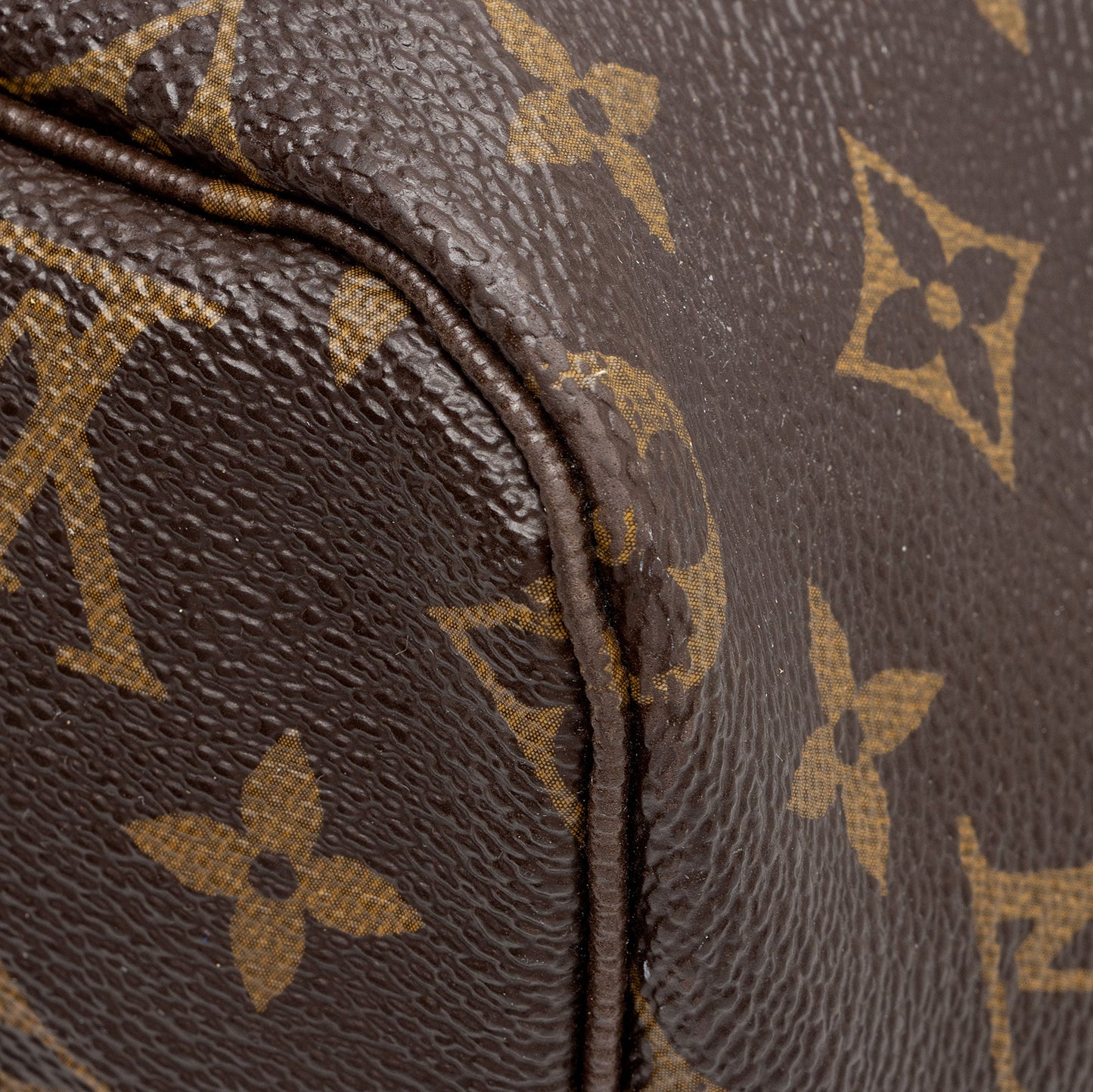 Louis Vuitton Monogram Canvas Neverfull GM Tote (SHF-qHRVLg)