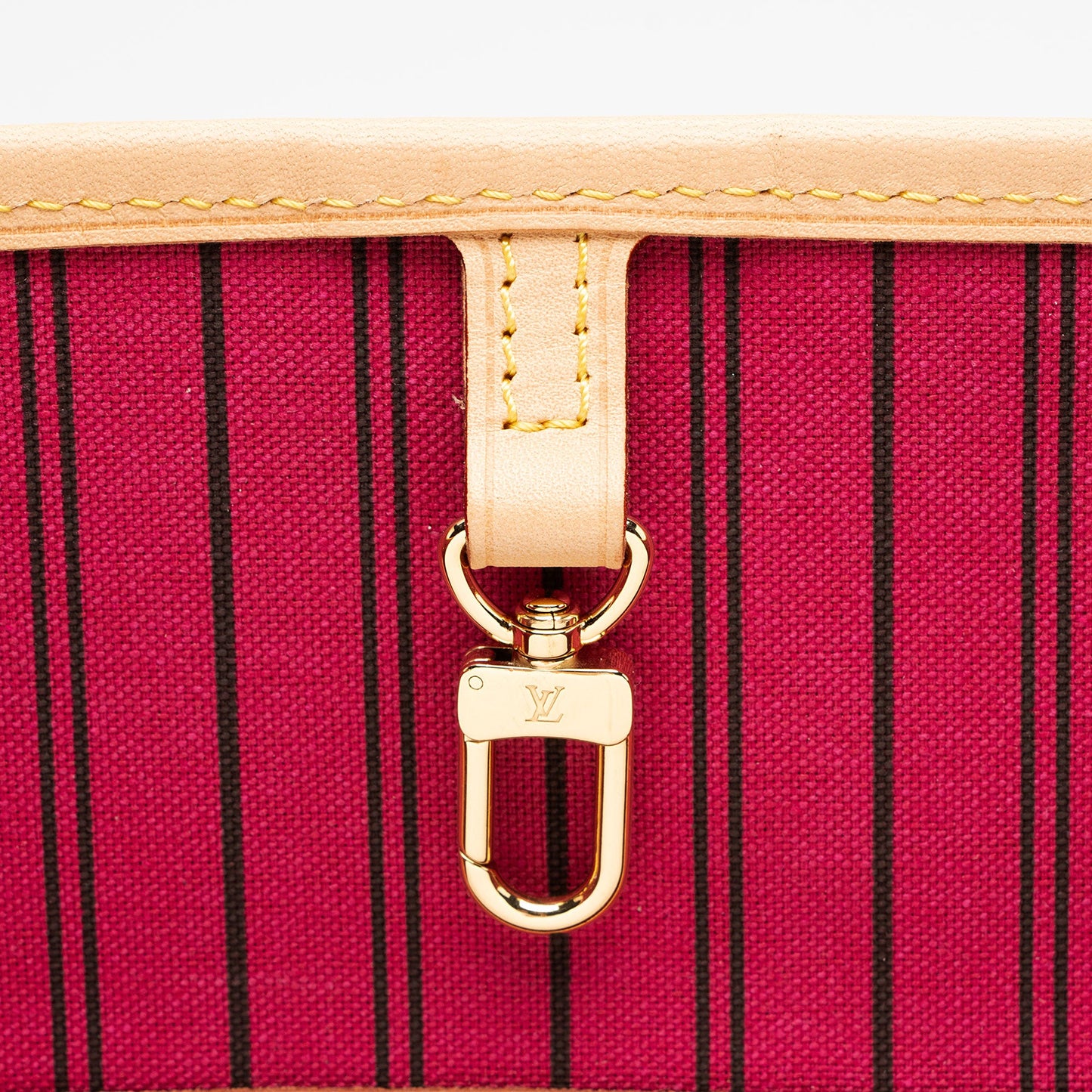 Louis Vuitton Monogram Canvas Neverfull GM Tote (SHF-V2O62x)