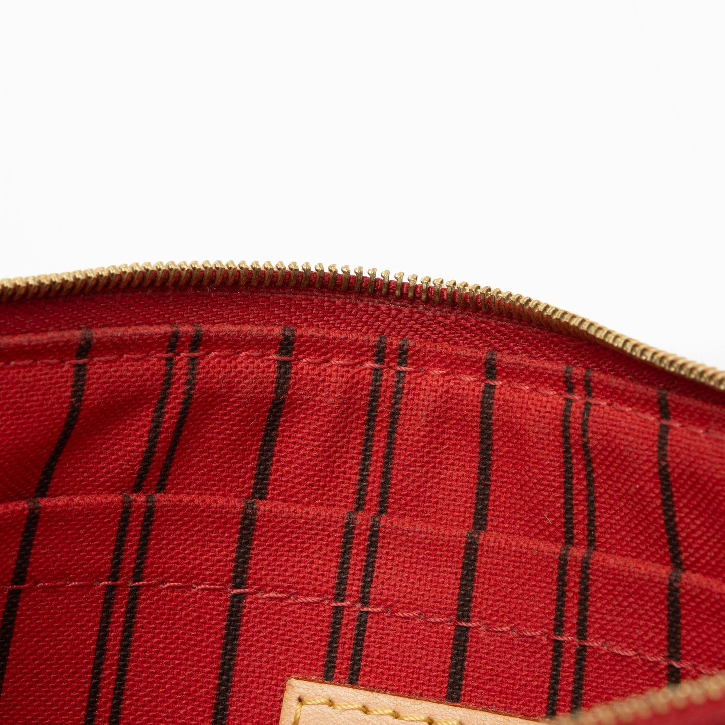 Louis Vuitton Monogram Canvas Neverfull MM Pochette (SHF-ht0xsf)