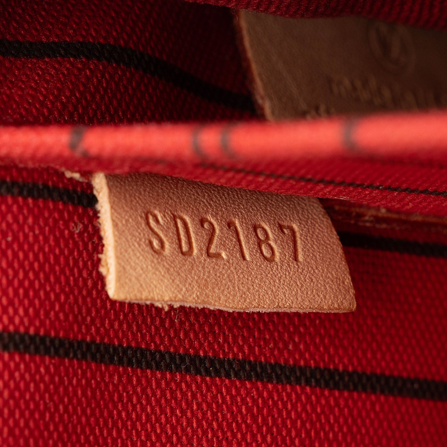 Louis Vuitton Monogram Canvas Neverfull MM Pochette (SHF-dsRloo)