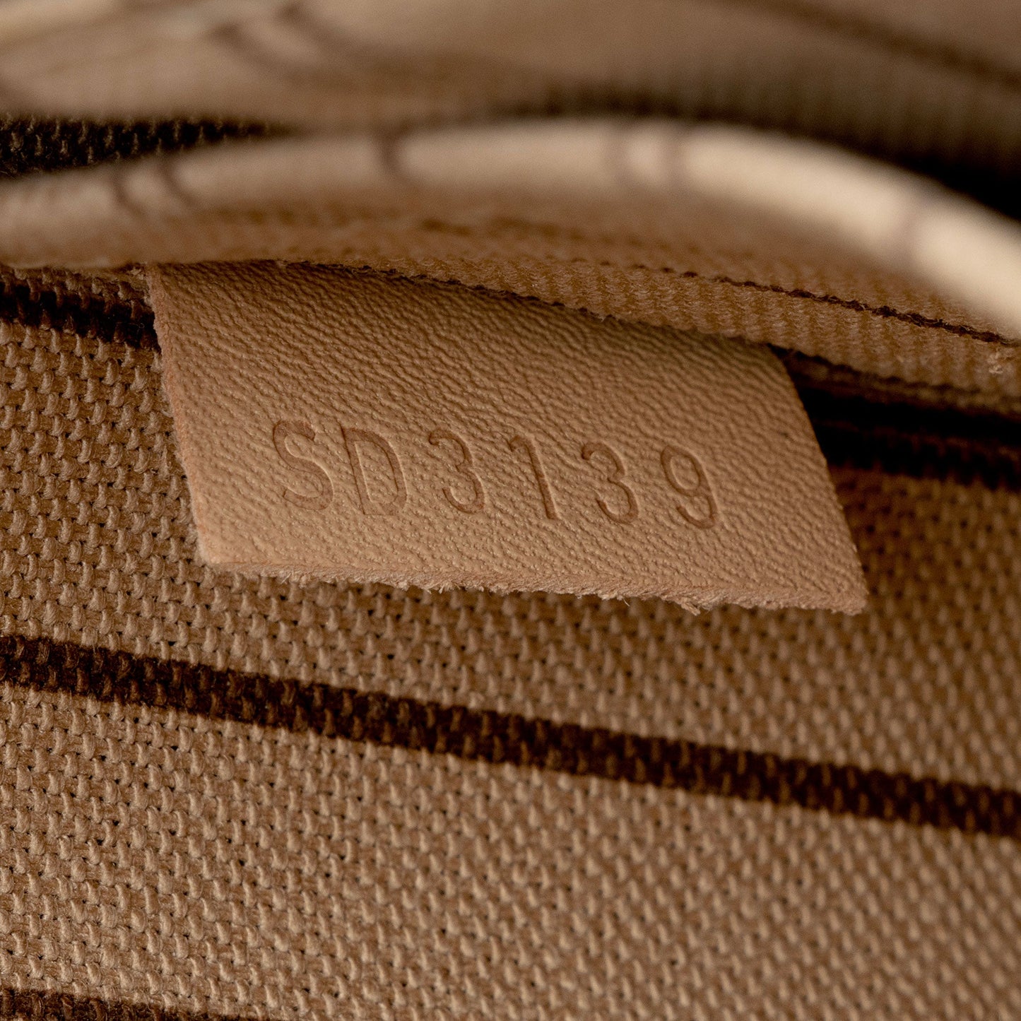 Louis Vuitton Monogram Canvas Neverfull MM Pochette (SHF-DT5Q7N)