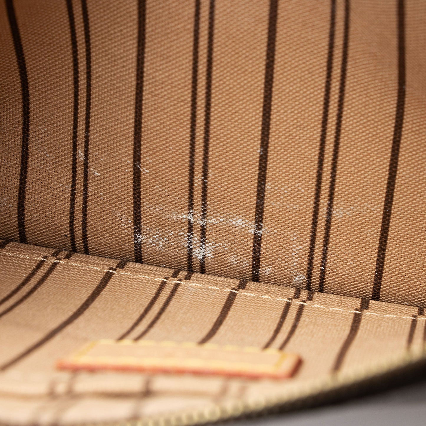 Louis Vuitton Monogram Canvas Neverfull MM Pochette
