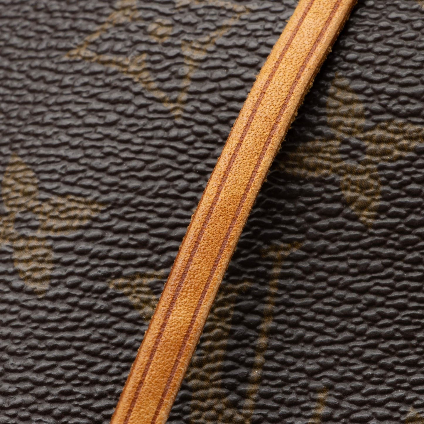 Louis Vuitton Monogram Canvas Neverfull MM Tote (SHF-bYXT4W)