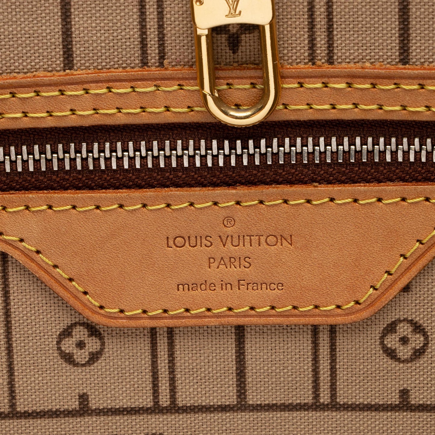 Louis Vuitton Monogram Canvas Neverfull MM Tote (SHF-HpIz6U)