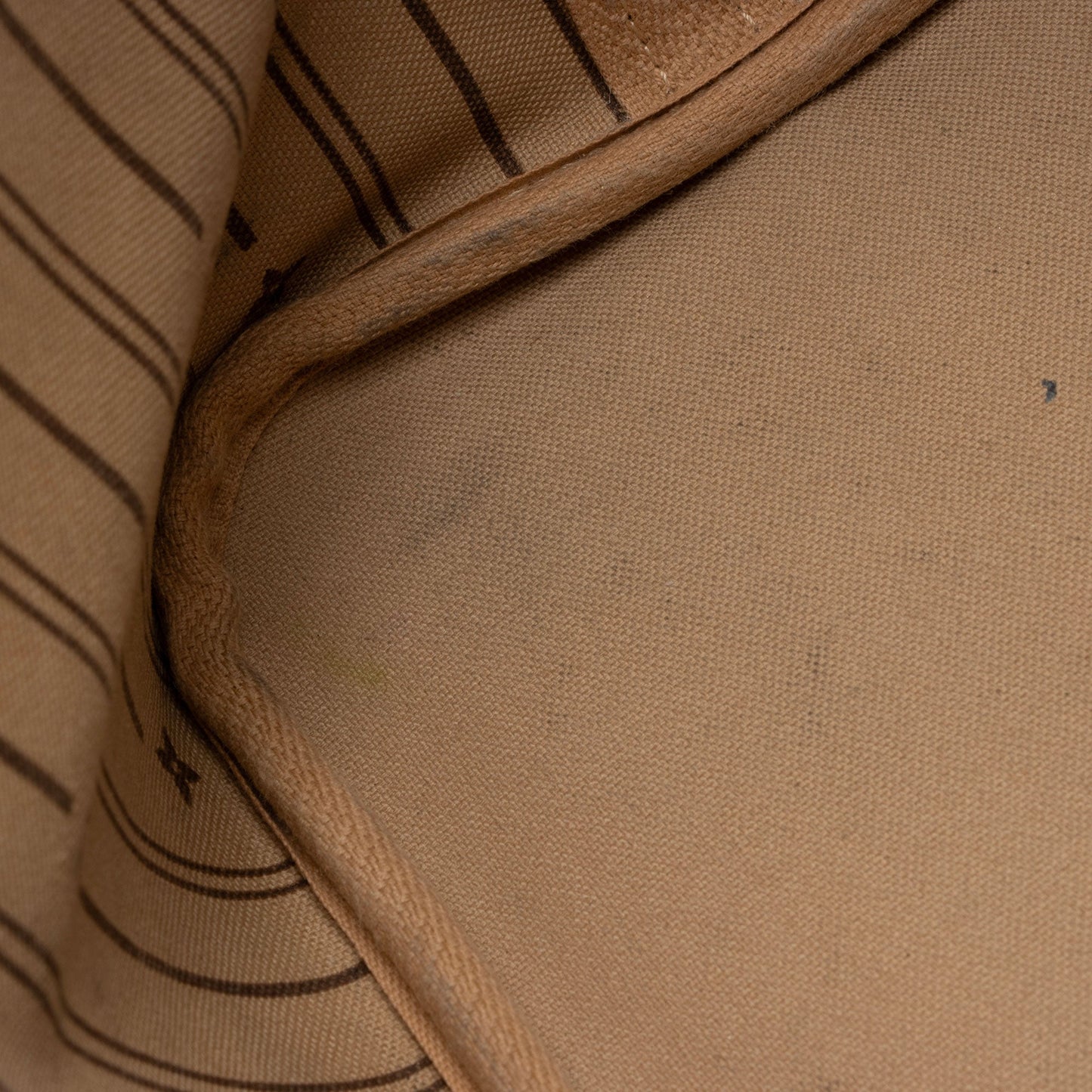 Louis Vuitton Monogram Canvas Neverfull MM Tote (SHF-fsm6Tt)