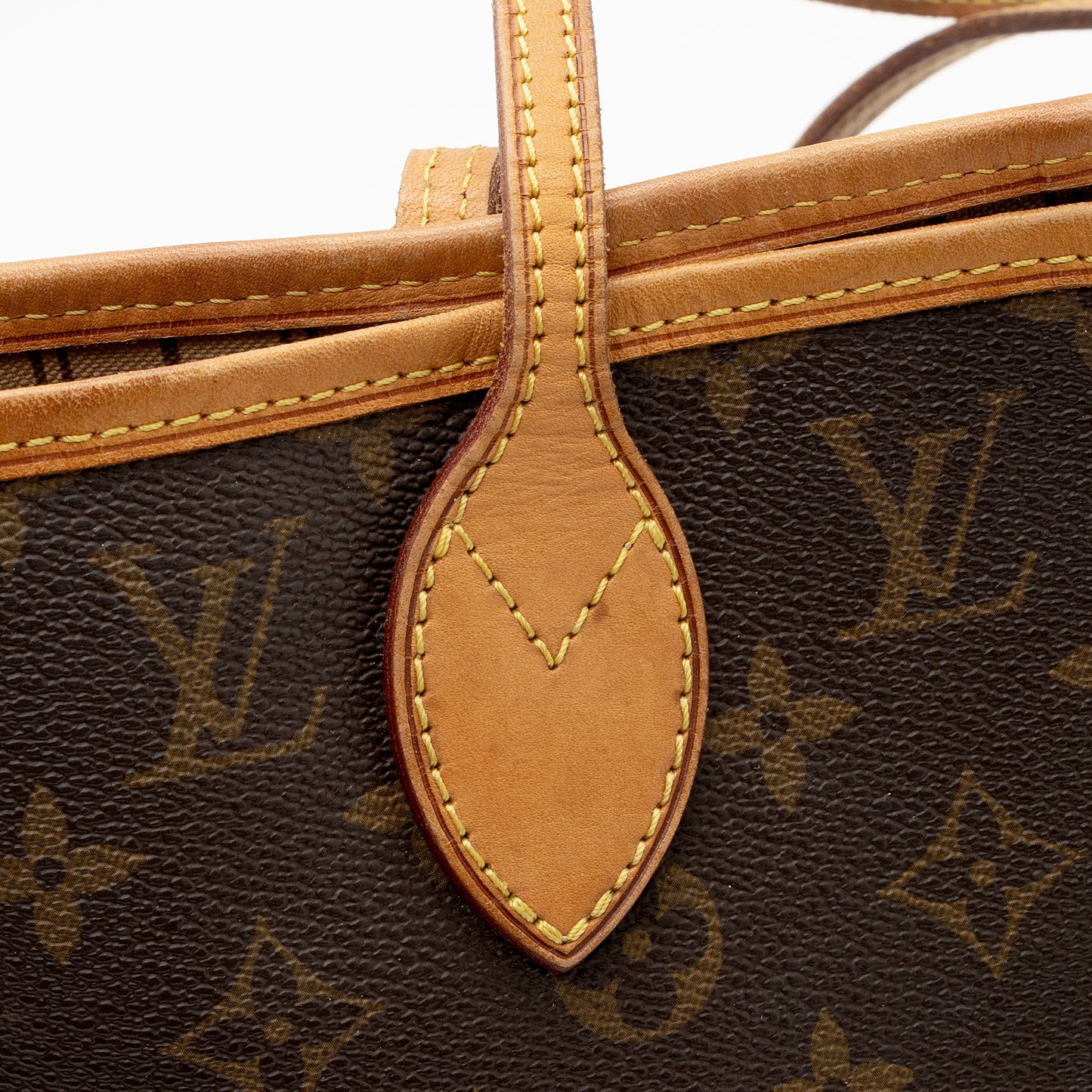 Louis Vuitton Monogram Canvas Neverfull MM Tote (SHF-ZN4hJP)