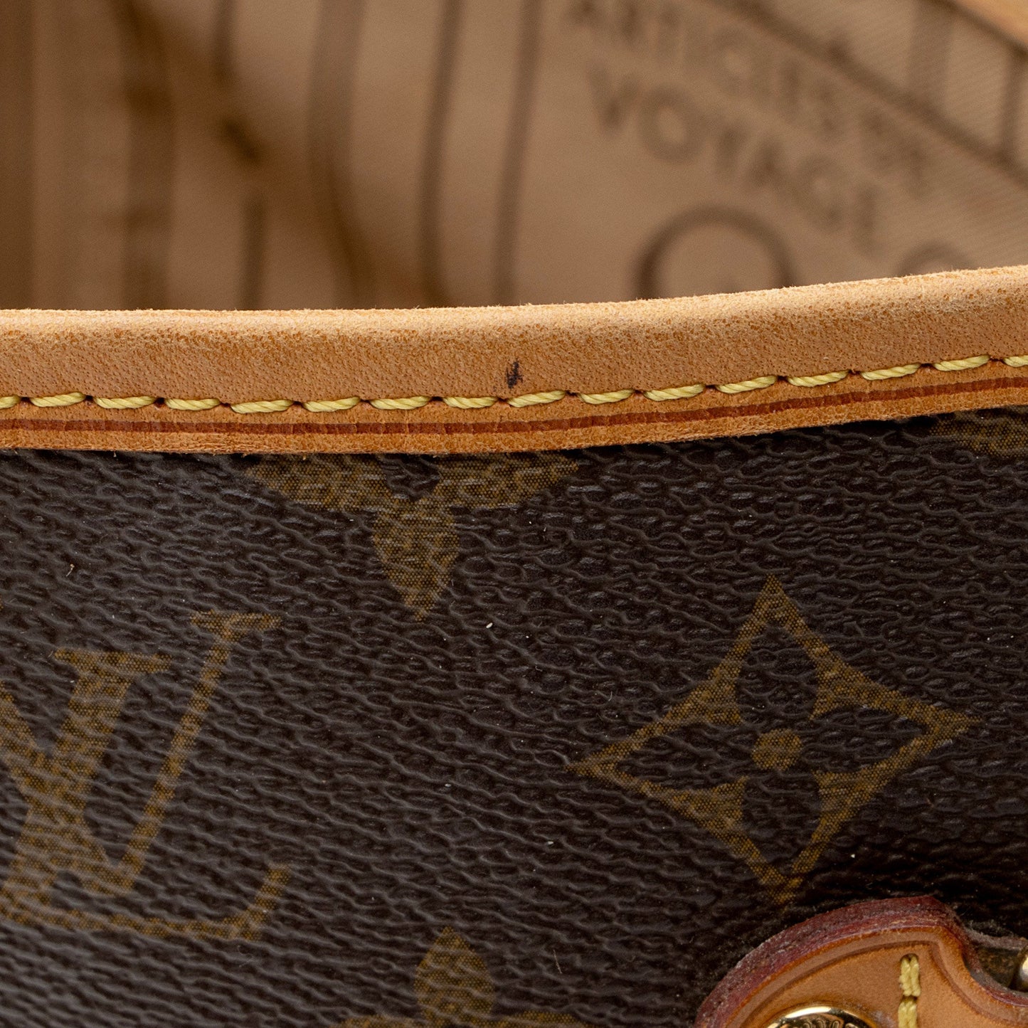 Louis Vuitton Monogram Canvas Neverfull MM Tote (SHF-ZN4hJP)