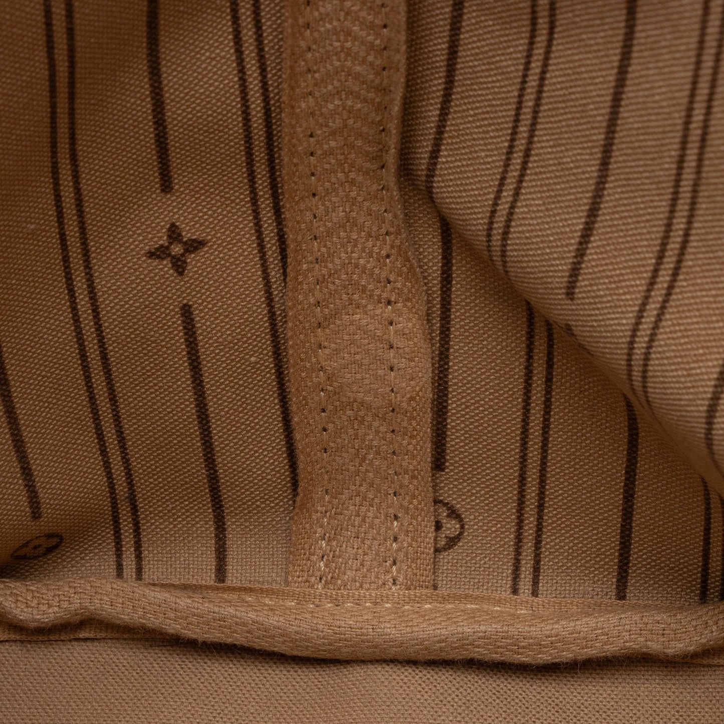 Louis Vuitton Monogram Canvas Neverfull MM Tote (SHF-aTjZ93)