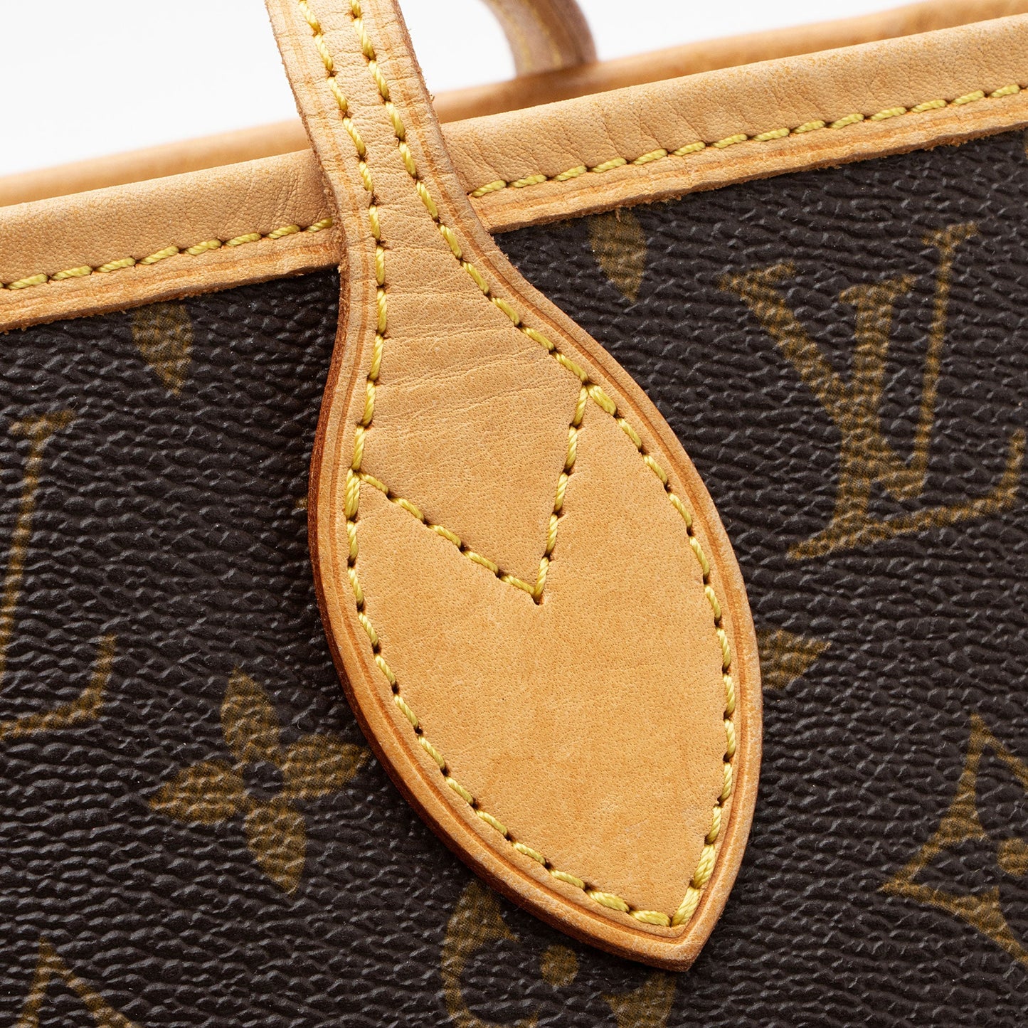 Louis Vuitton Monogram Canvas Neverfull MM Tote (SHF-aTjZ93)