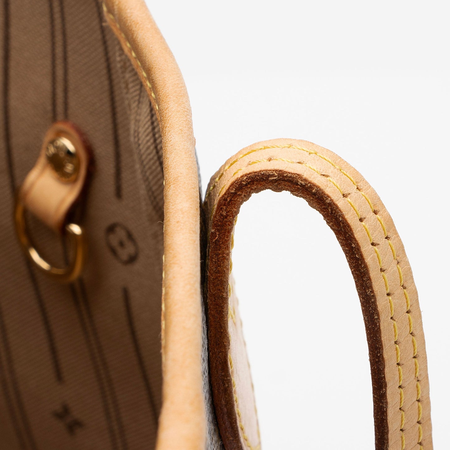 Louis Vuitton Monogram Canvas Neverfull MM Tote (SHF-aTjZ93)
