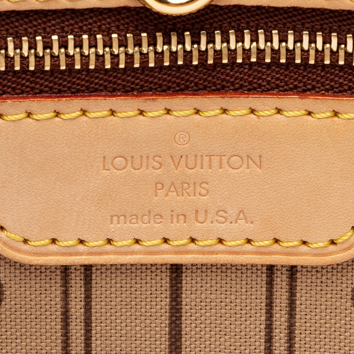 Louis Vuitton Monogram Canvas Neverfull MM Tote (SHF-aTjZ93)