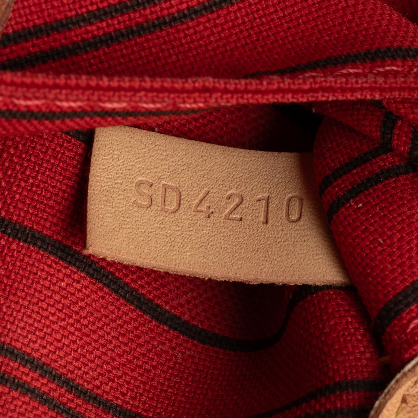 Louis Vuitton Monogram Canvas Neverfull MM Tote (SHF-xNR1G6)