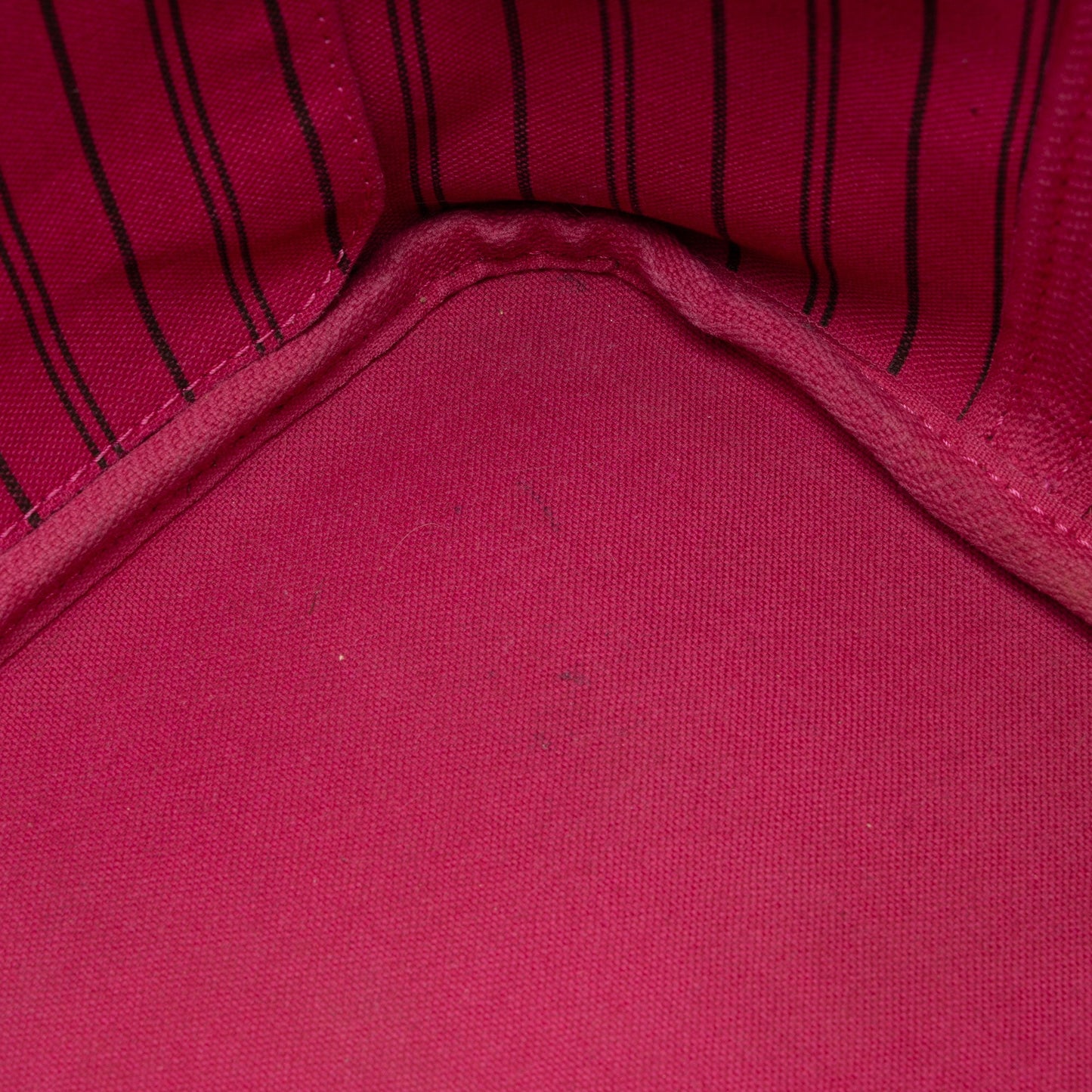 Louis Vuitton Monogram Canvas Neverfull MM Tote (SHF-ej2GA5)
