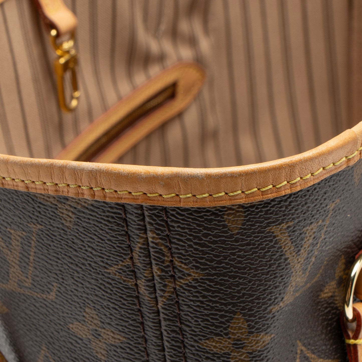 Louis Vuitton Monogram Canvas Neverfull MM Tote