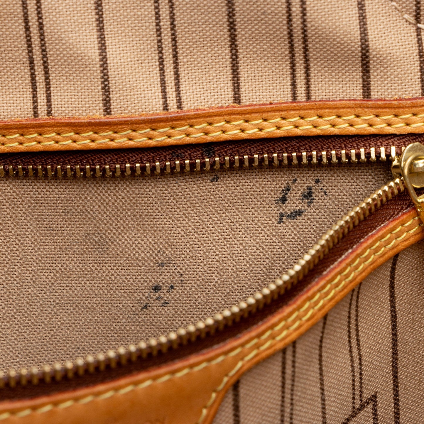 Louis Vuitton Monogram Canvas Neverfull MM Tote