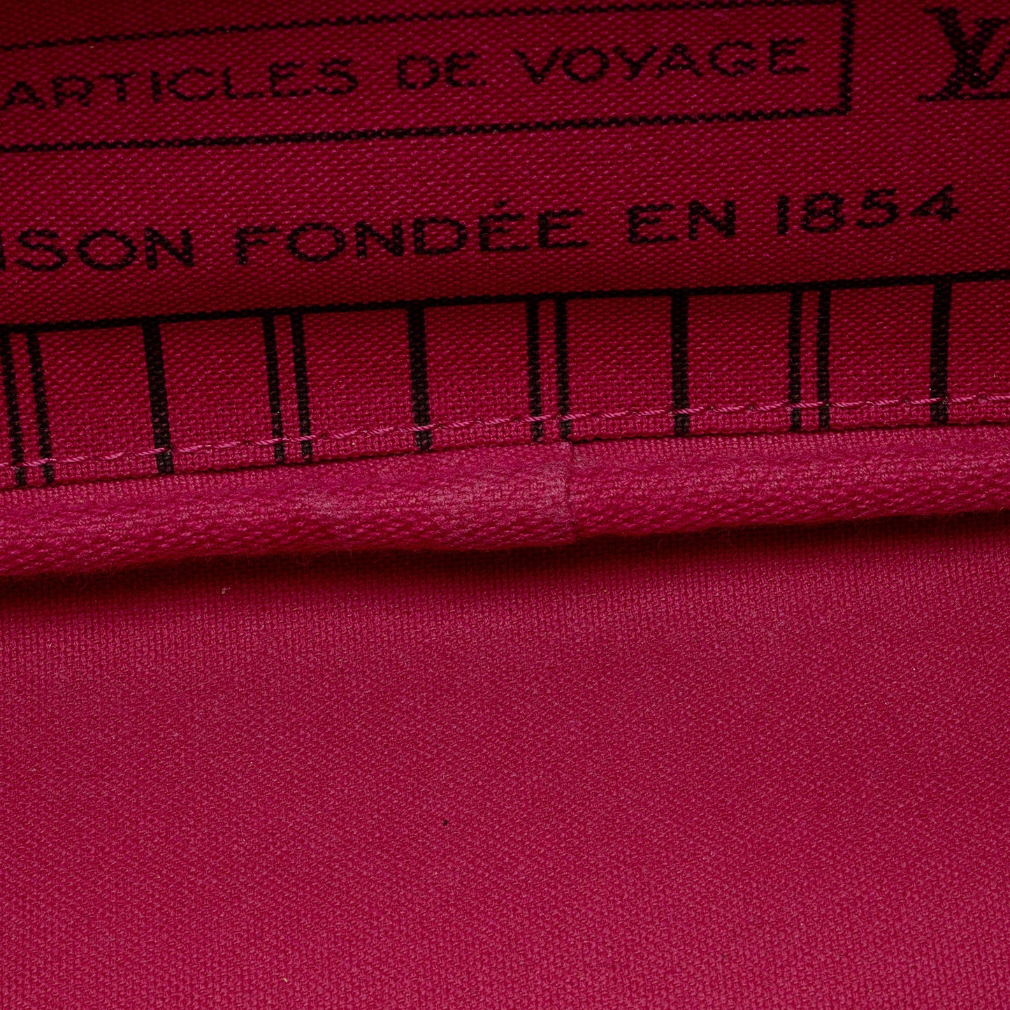 Louis Vuitton Monogram Canvas Neverfull PM Tote (SHF-UPPGe4)