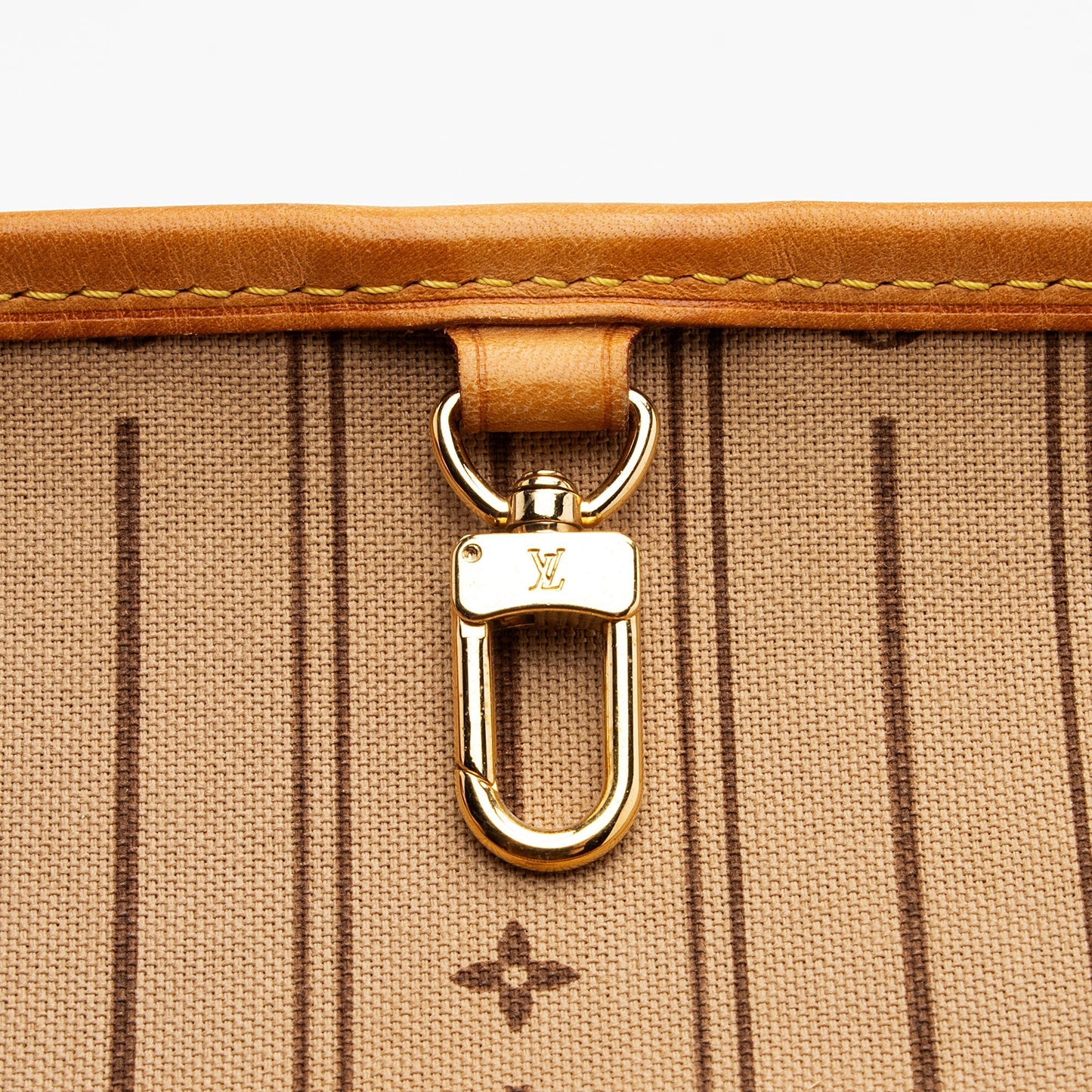 Louis Vuitton Monogram Canvas Neverfull PM Tote (SHF-21qFKS)