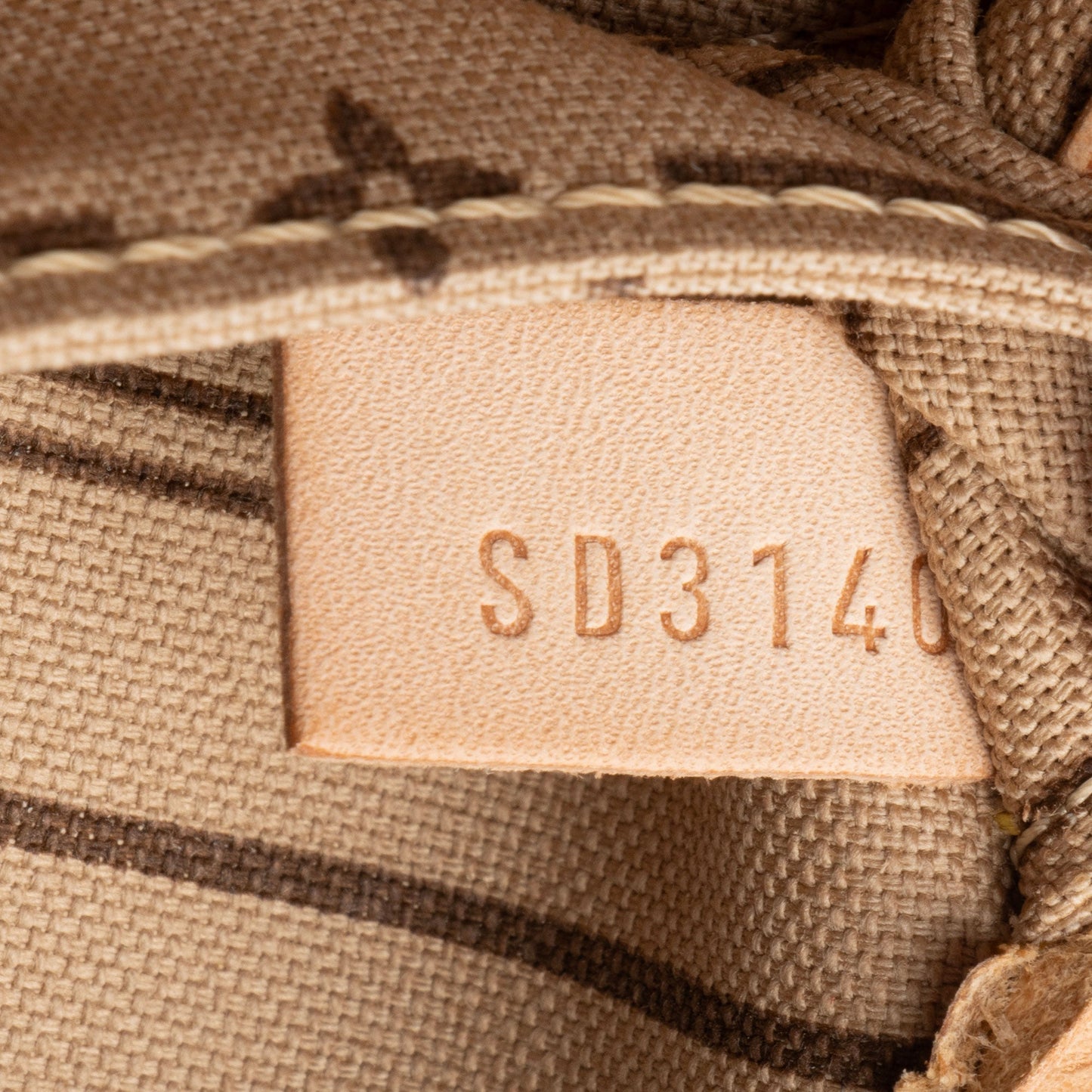 Louis Vuitton Monogram Canvas Neverfull PM Tote (SHF-adMyJN)