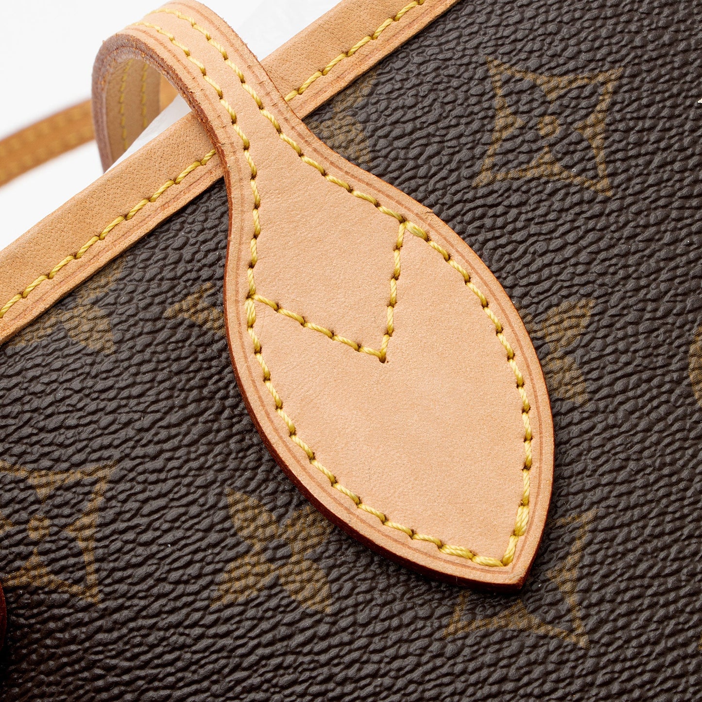 Louis Vuitton Monogram Canvas Neverfull PM Tote (SHF-adMyJN)
