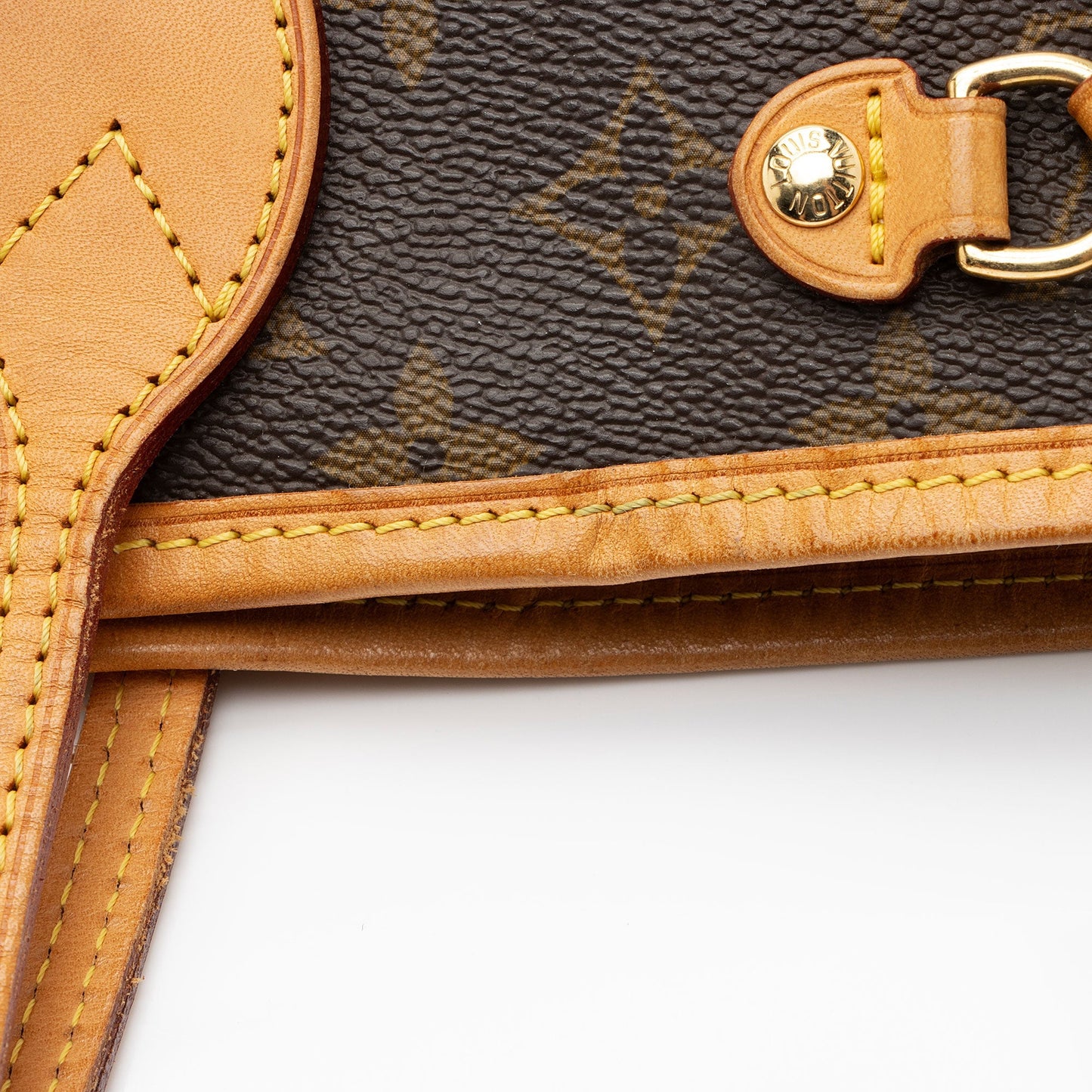 Louis Vuitton Monogram Canvas Neverfull PM Tote - FINAL SALE (SHF-CbJaDa)
