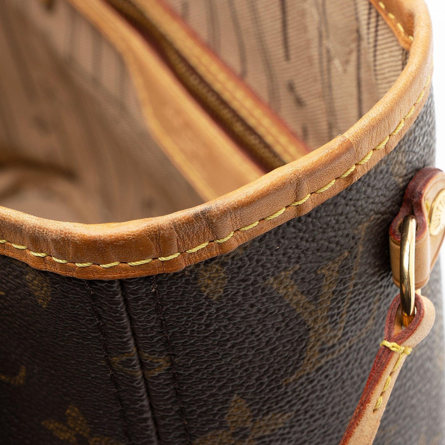 Louis Vuitton Monogram Canvas Neverfull PM Tote (SHF-igruyY)