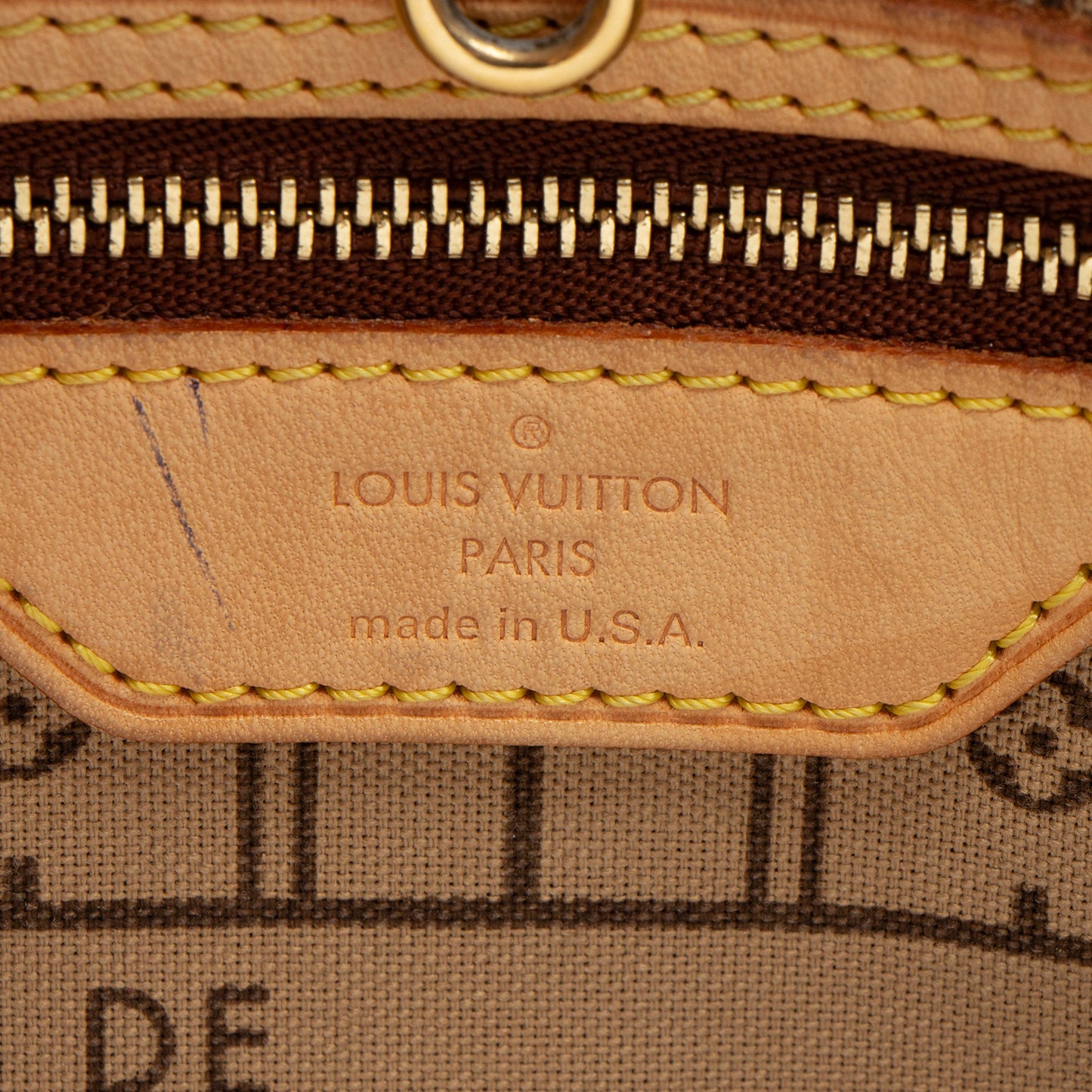 Louis Vuitton Monogram Canvas Neverfull PM Tote (SHF-FZ2BgE)