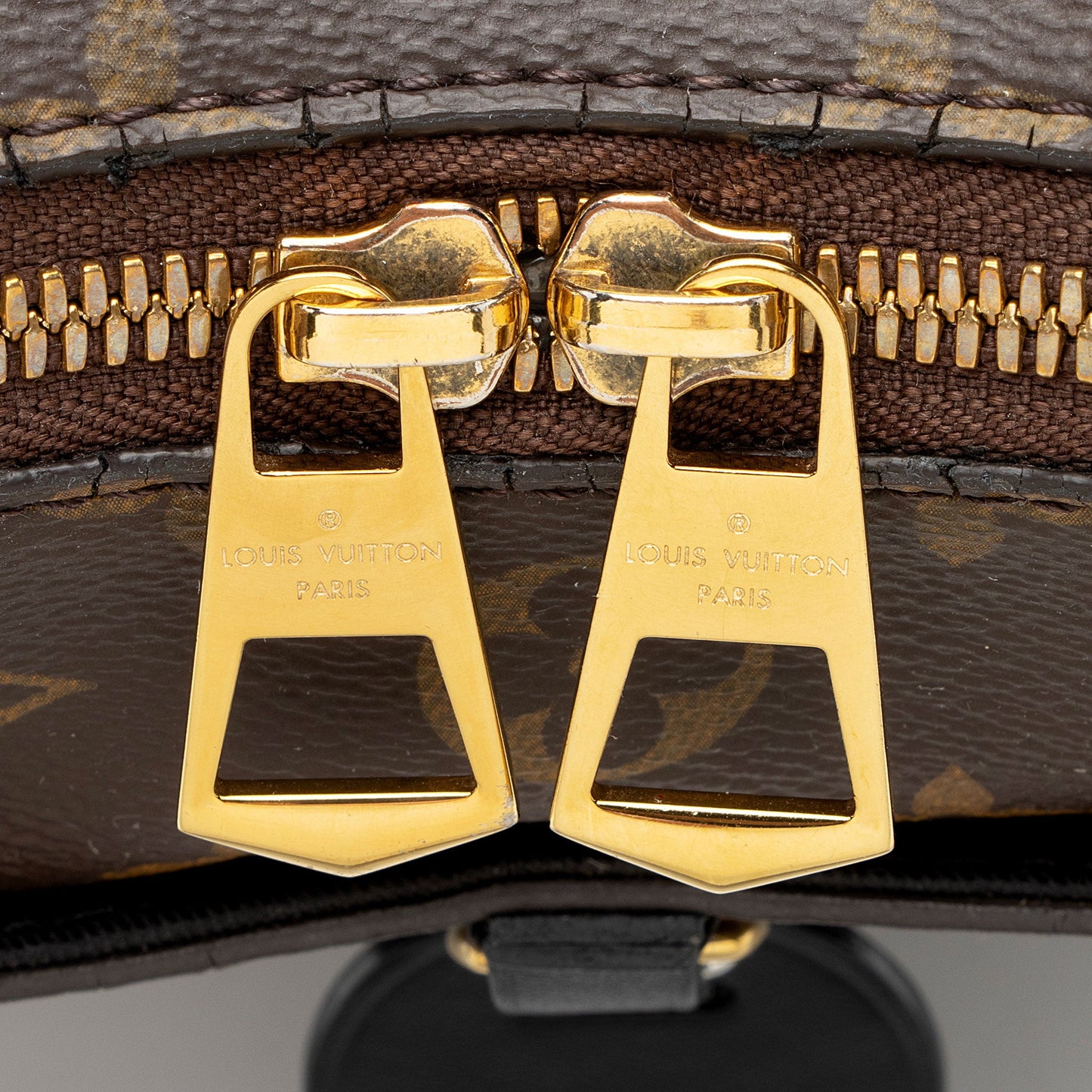 Louis Vuitton Monogram Canvas Odeon MM NM Shoulder Bag