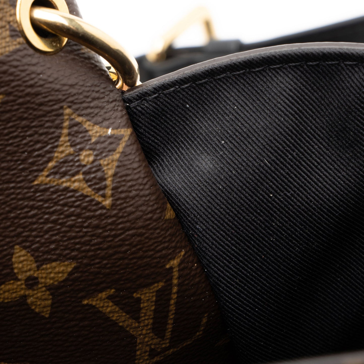 Louis Vuitton Monogram Canvas Odeon MM NM Shoulder Bag