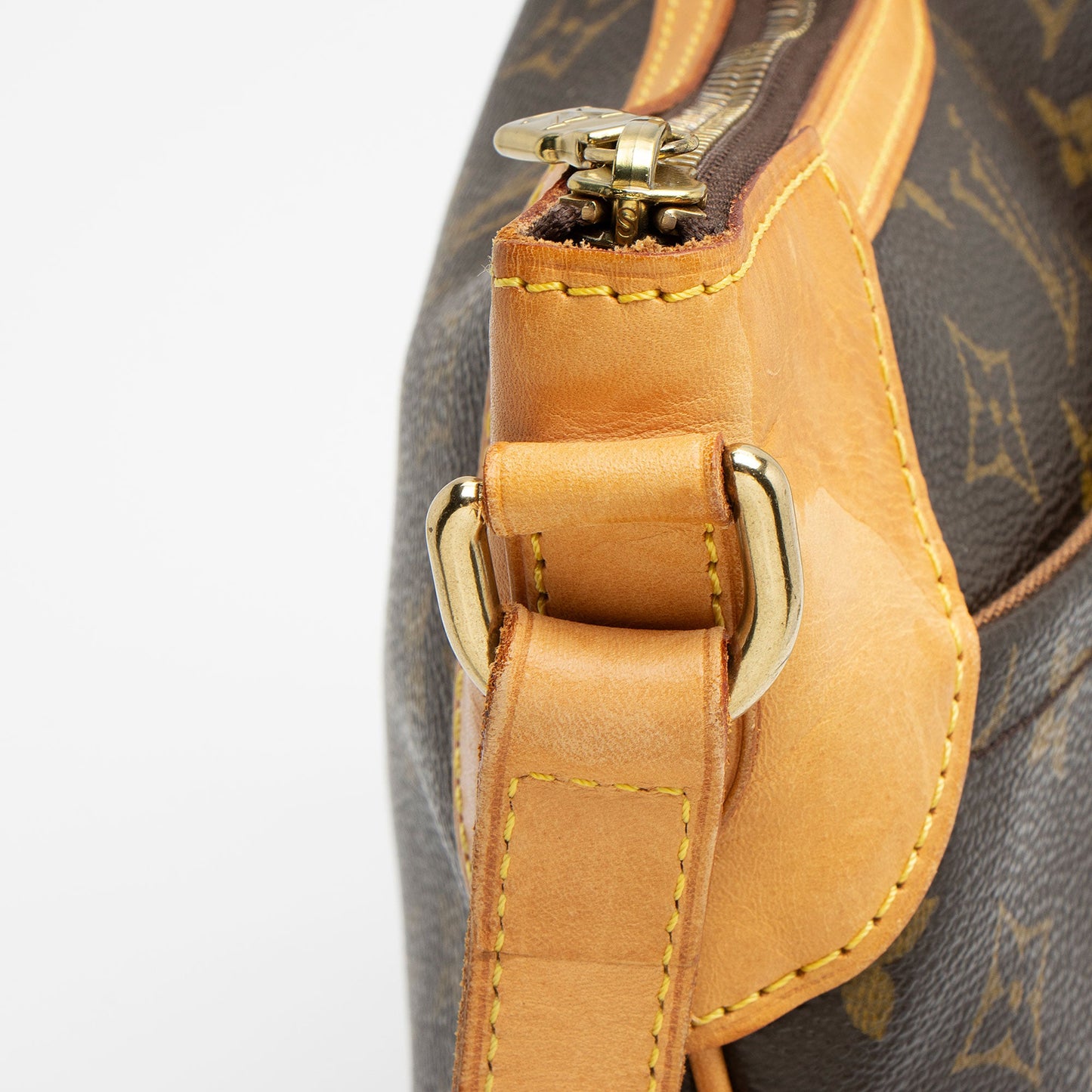 Louis Vuitton Monogram Canvas Odeon MM Shoulder Bag