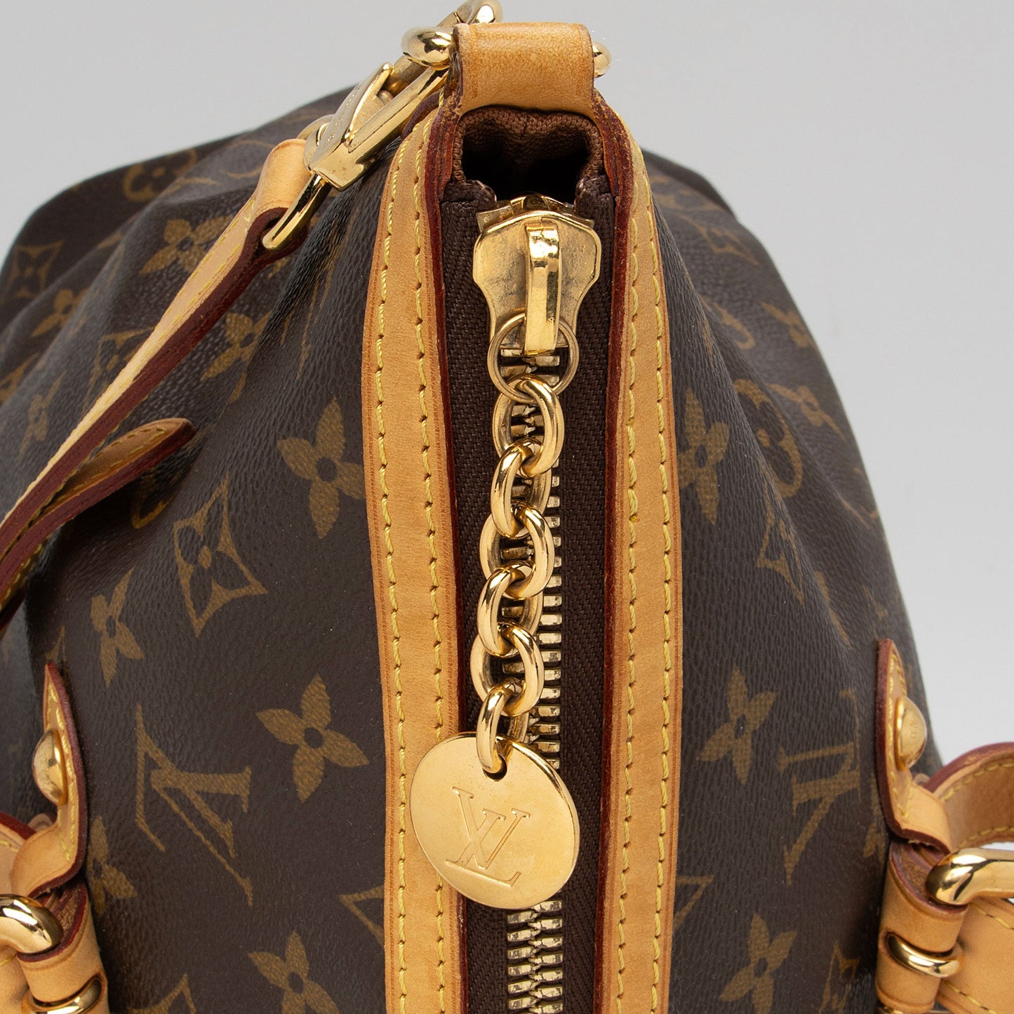 Louis Vuitton Monogram Canvas Palermo GM Tote (SHF-tkL67G)