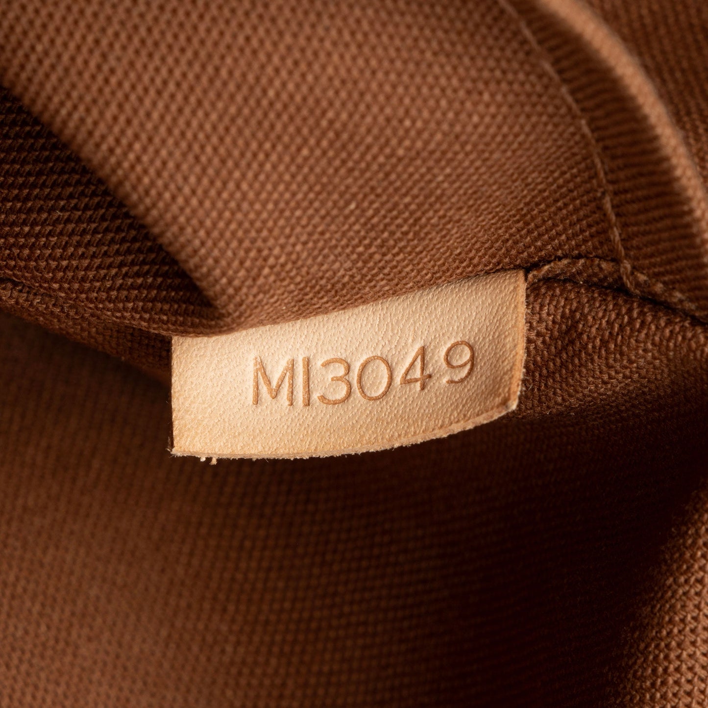 Louis Vuitton Monogram Canvas Palermo GM Tote (SHF-kS6DS5)