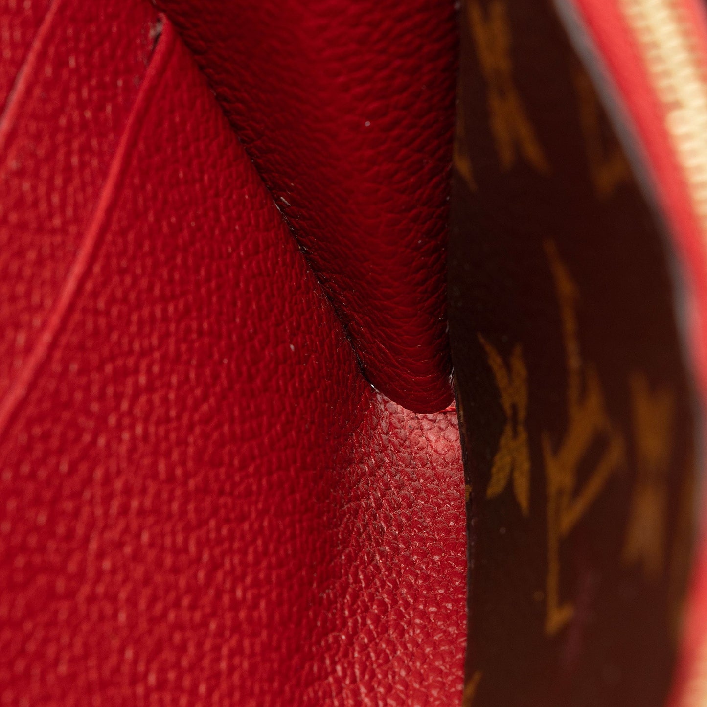 Louis Vuitton Monogram Canvas Pallas Wallet (SHF-1xCfL6)