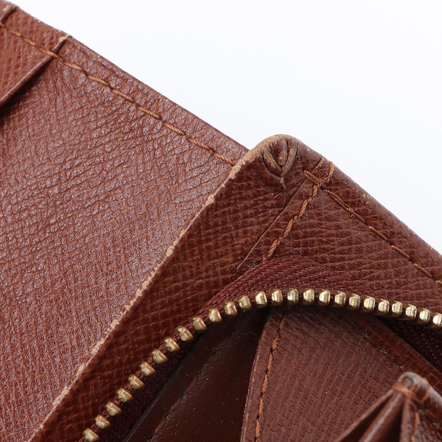 Louis Vuitton Monogram Canvas Porte Monnaie Tresor Wallet (SHF-JHEUeN)