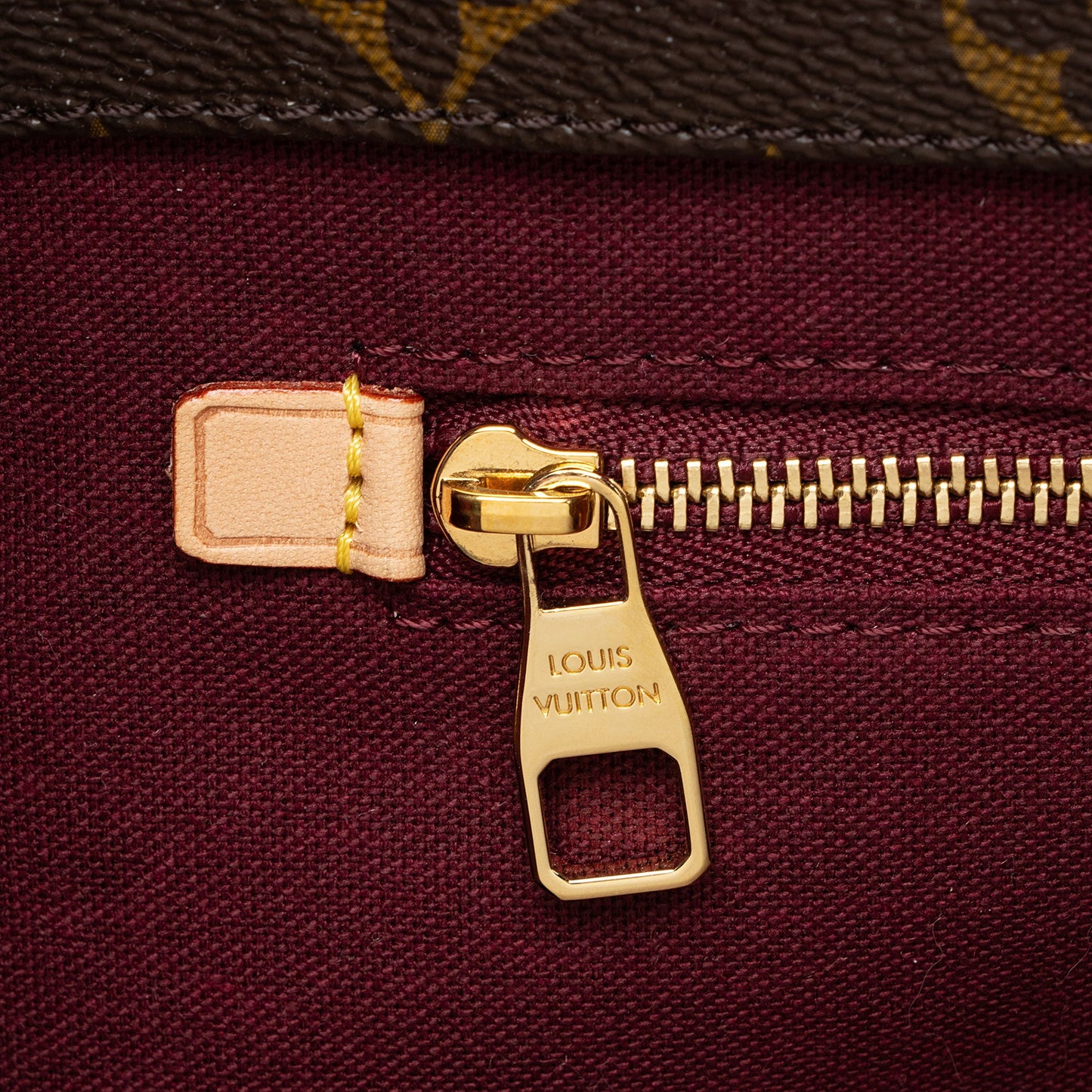 Louis Vuitton Monogram Canvas Raspail PM Tote (SHF-4HC1qD)
