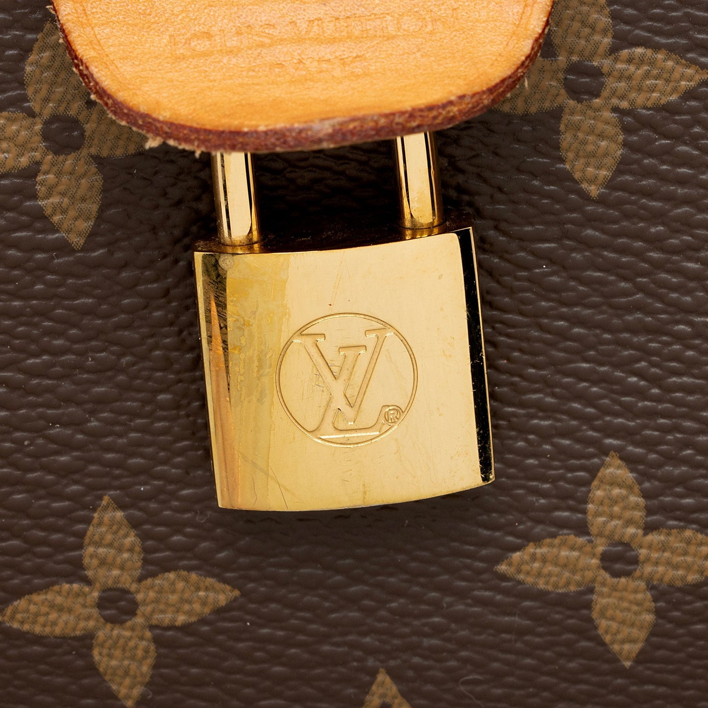 Louis Vuitton Monogram Canvas Rivoli PM Tote (SHF-2QdVZy)