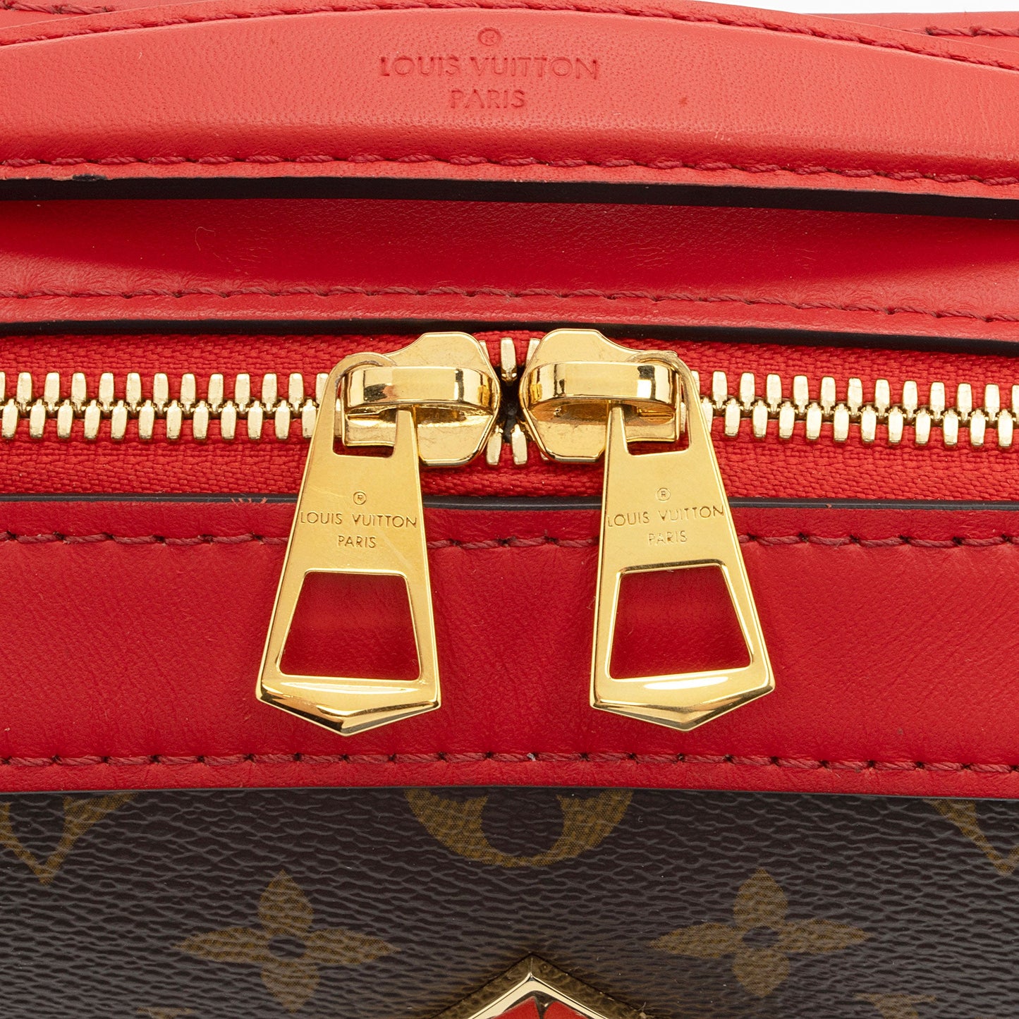 Louis Vuitton Monogram Canvas Saintonge Shoulder Bag (SHF-dIiwks)