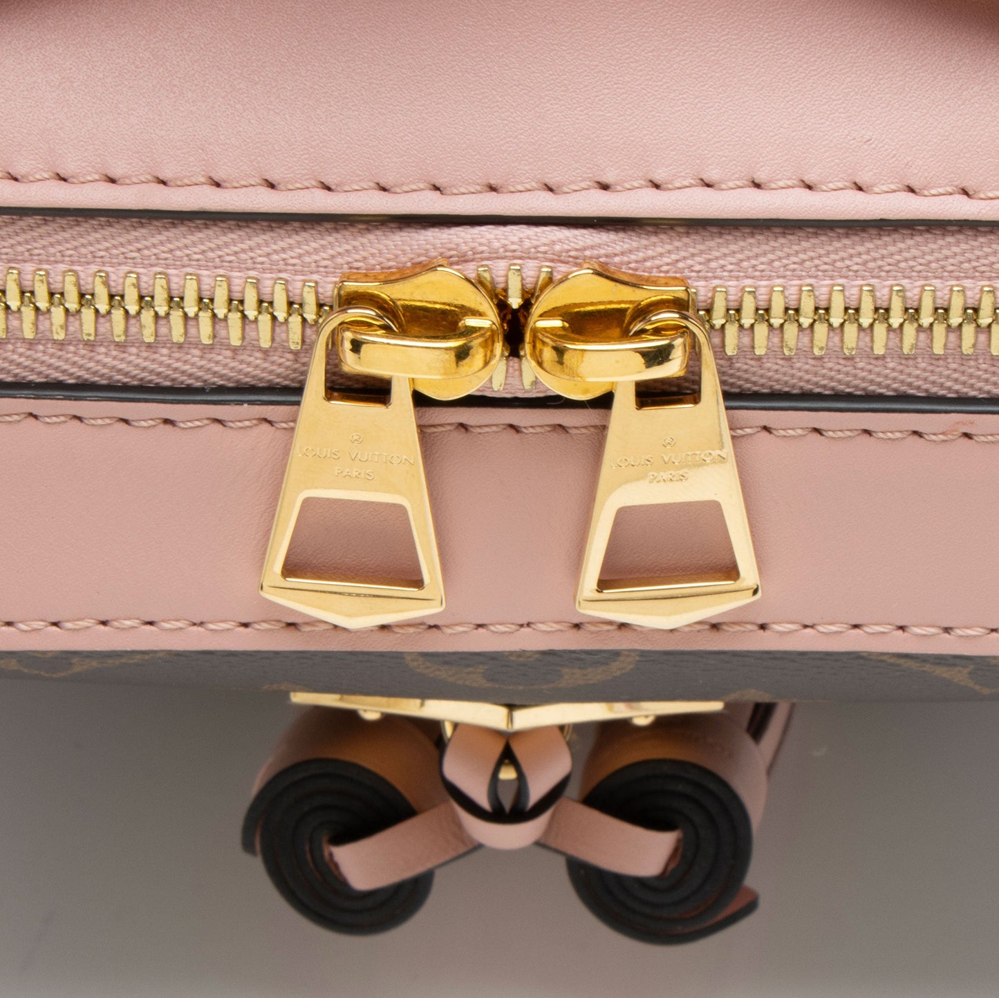 Louis Vuitton Monogram Canvas Saintonge Shoulder Bag