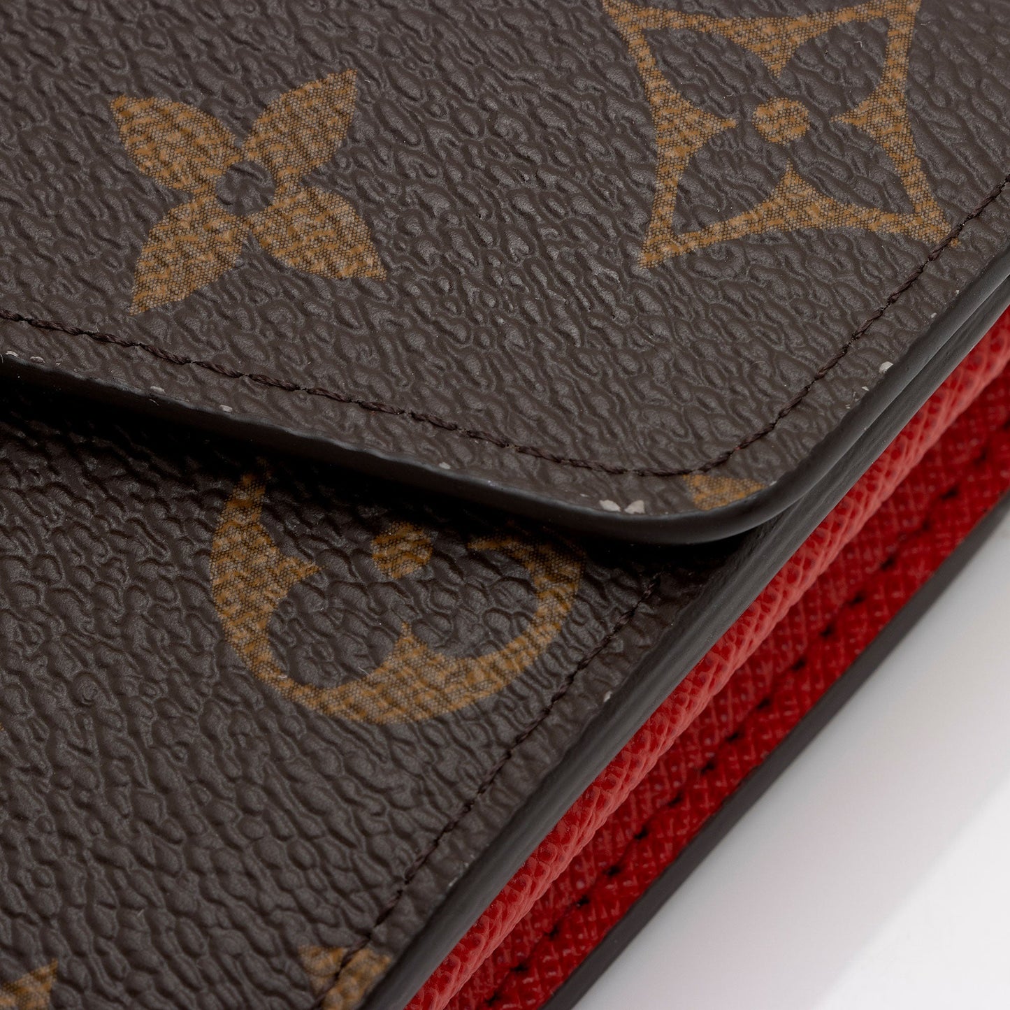 Louis Vuitton Monogram Canvas Sarah Wallet (SHF-6H5ZIo)