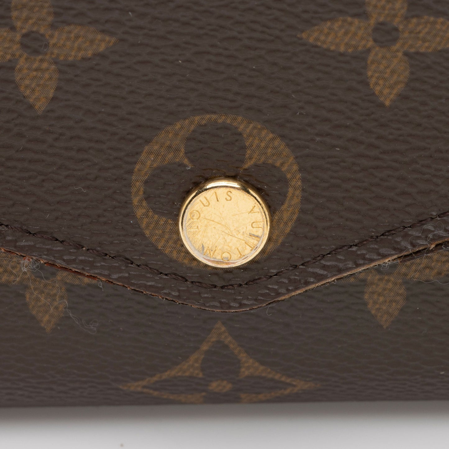 Louis Vuitton Monogram Canvas Sarah Wallet (SHF-qHxXYu)