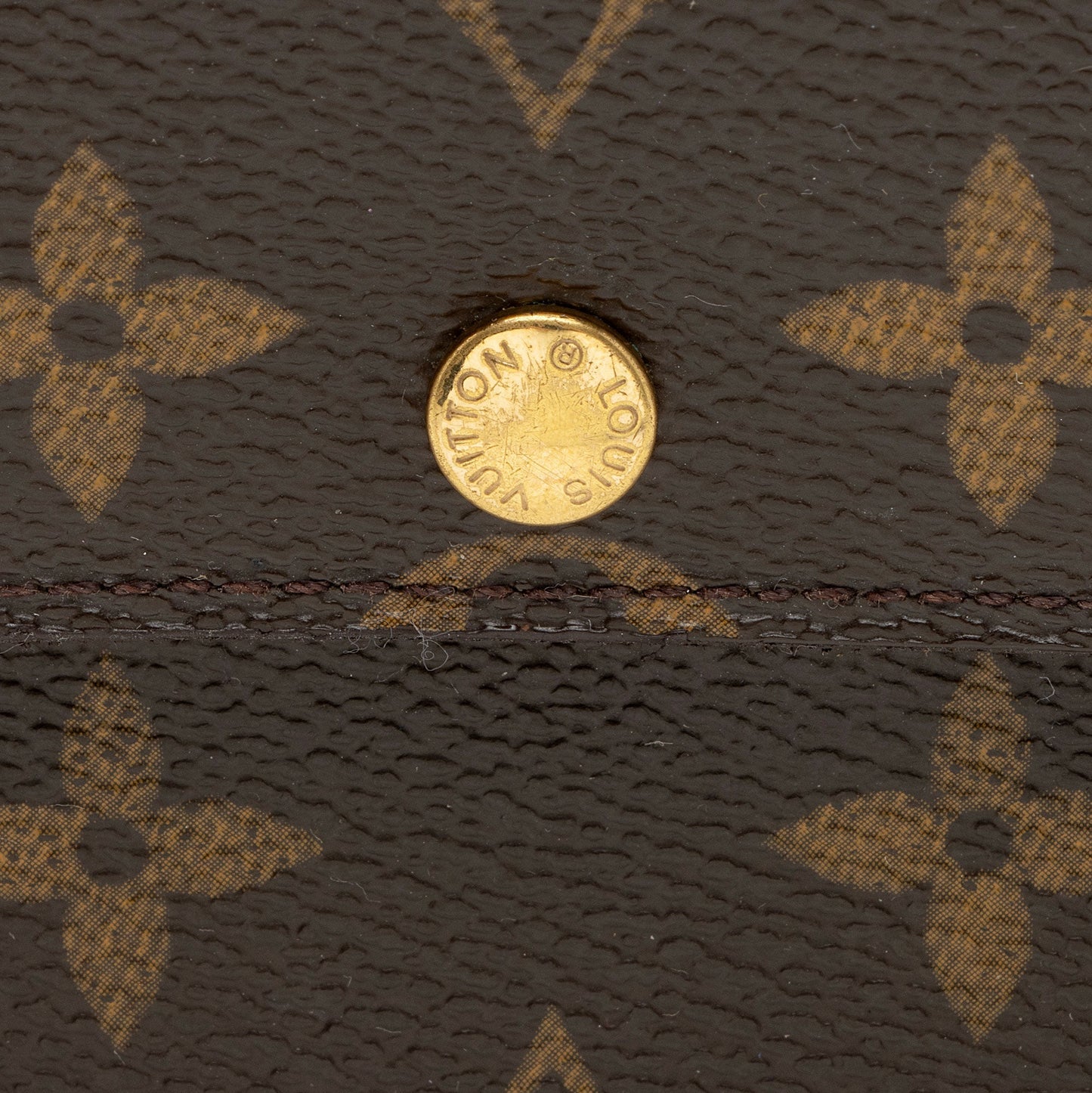 Louis Vuitton Monogram Canvas Sarah Wallet (SHF-x2o1sn)