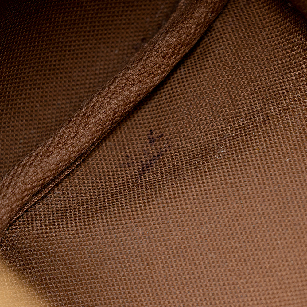 Louis Vuitton Monogram Canvas Speedy 30 Satchel -  (SHF-17824)