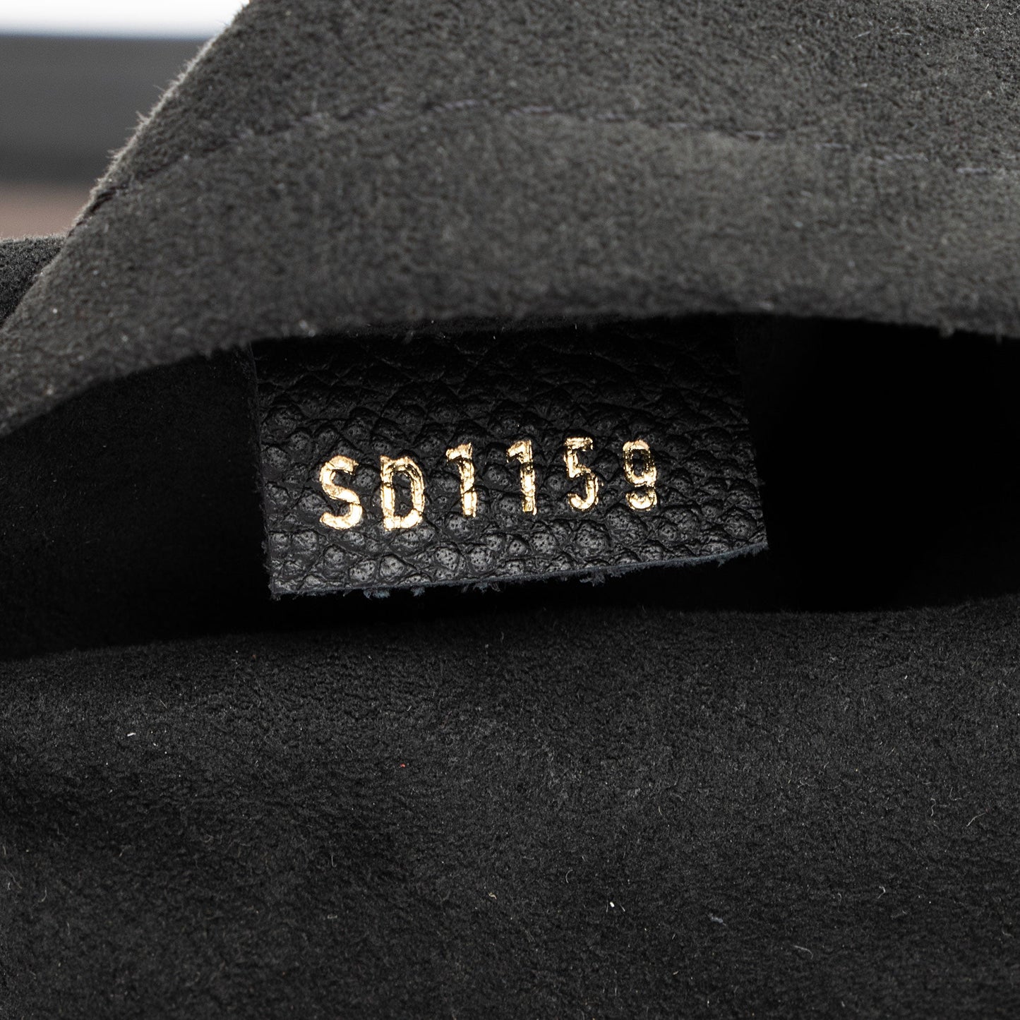 Louis Vuitton Monogram Canvas Surene MM Tote (SHF-rUnVUr)