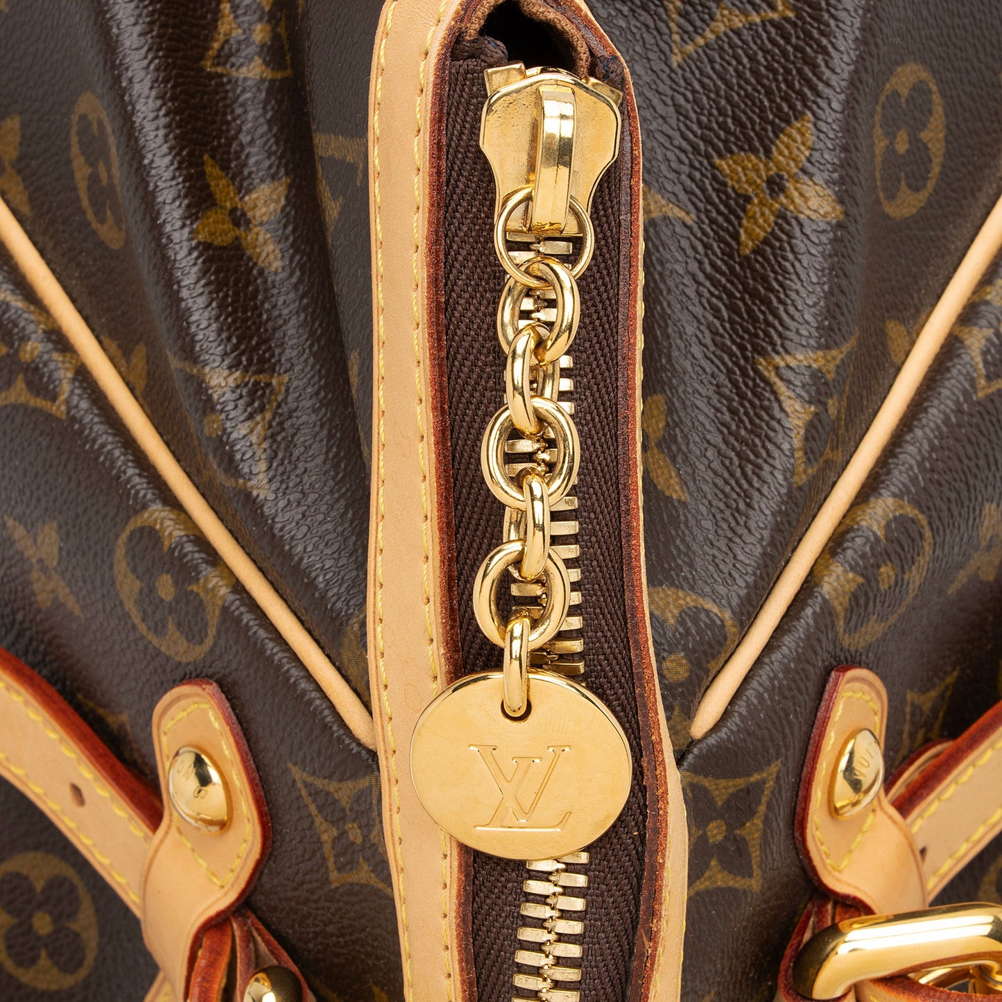 Louis Vuitton Monogram Canvas Tivoli GM Satchel (SHF-pqoj3V)