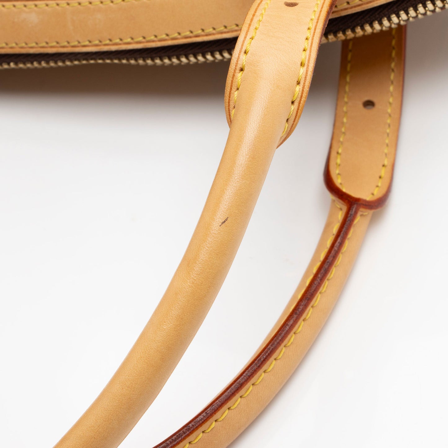 Louis Vuitton Monogram Canvas Tivoli GM Satchel (SHF-pqoj3V)