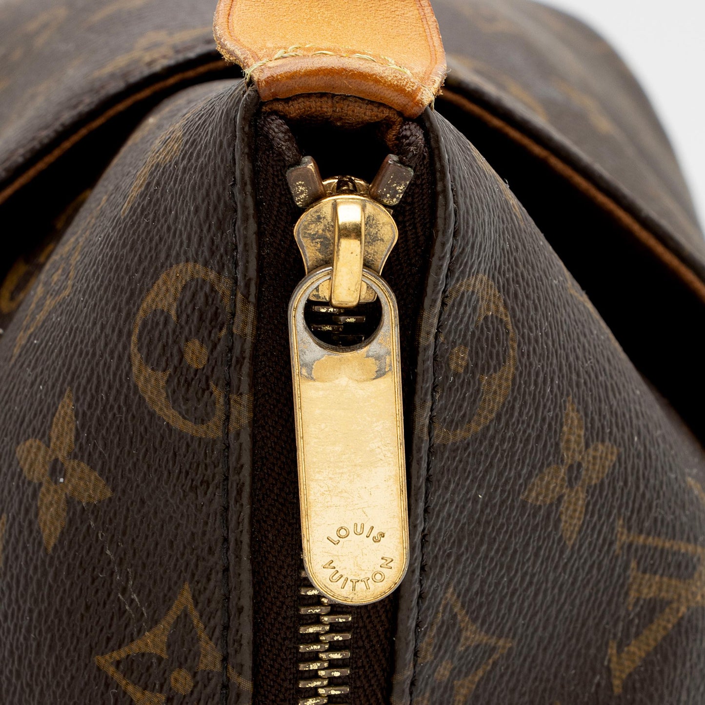 Louis Vuitton Monogram Canvas Totally MM Tote (SHF-Tn7Dgw)